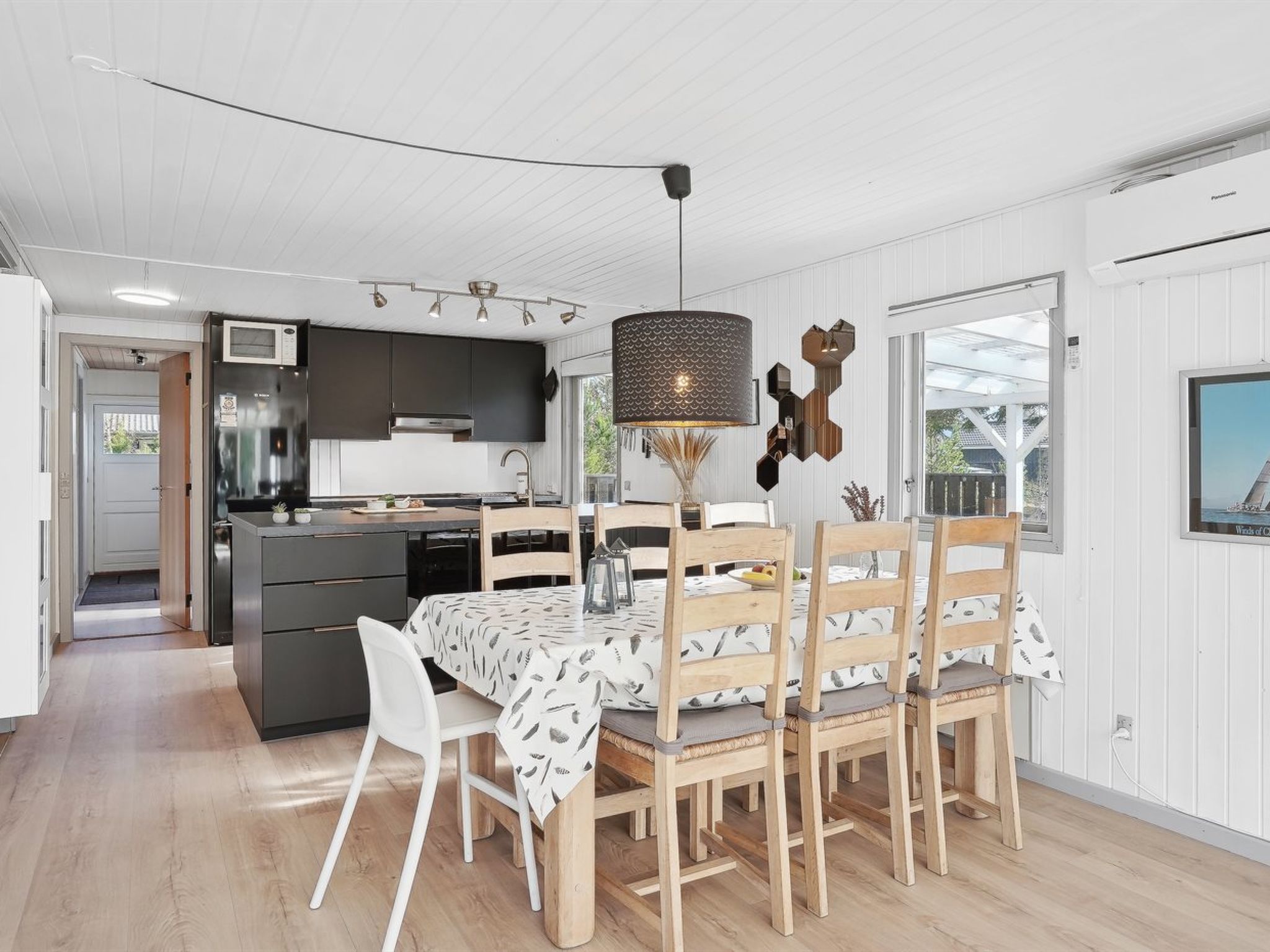 "Tarja" - 150m from the sea-Inside