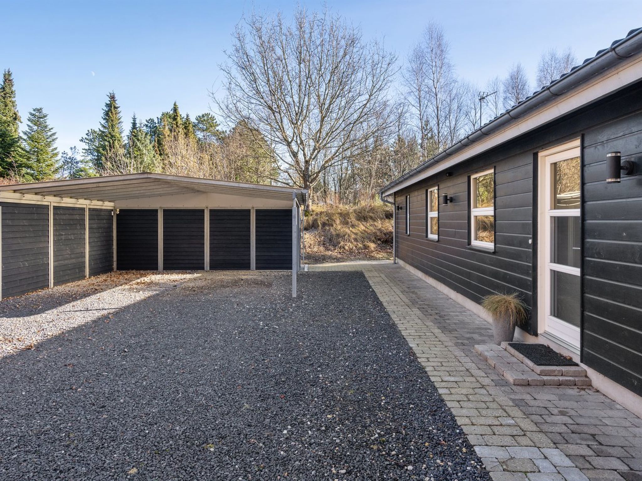"Ulfsten" - 1.6km from the sea - Buiten