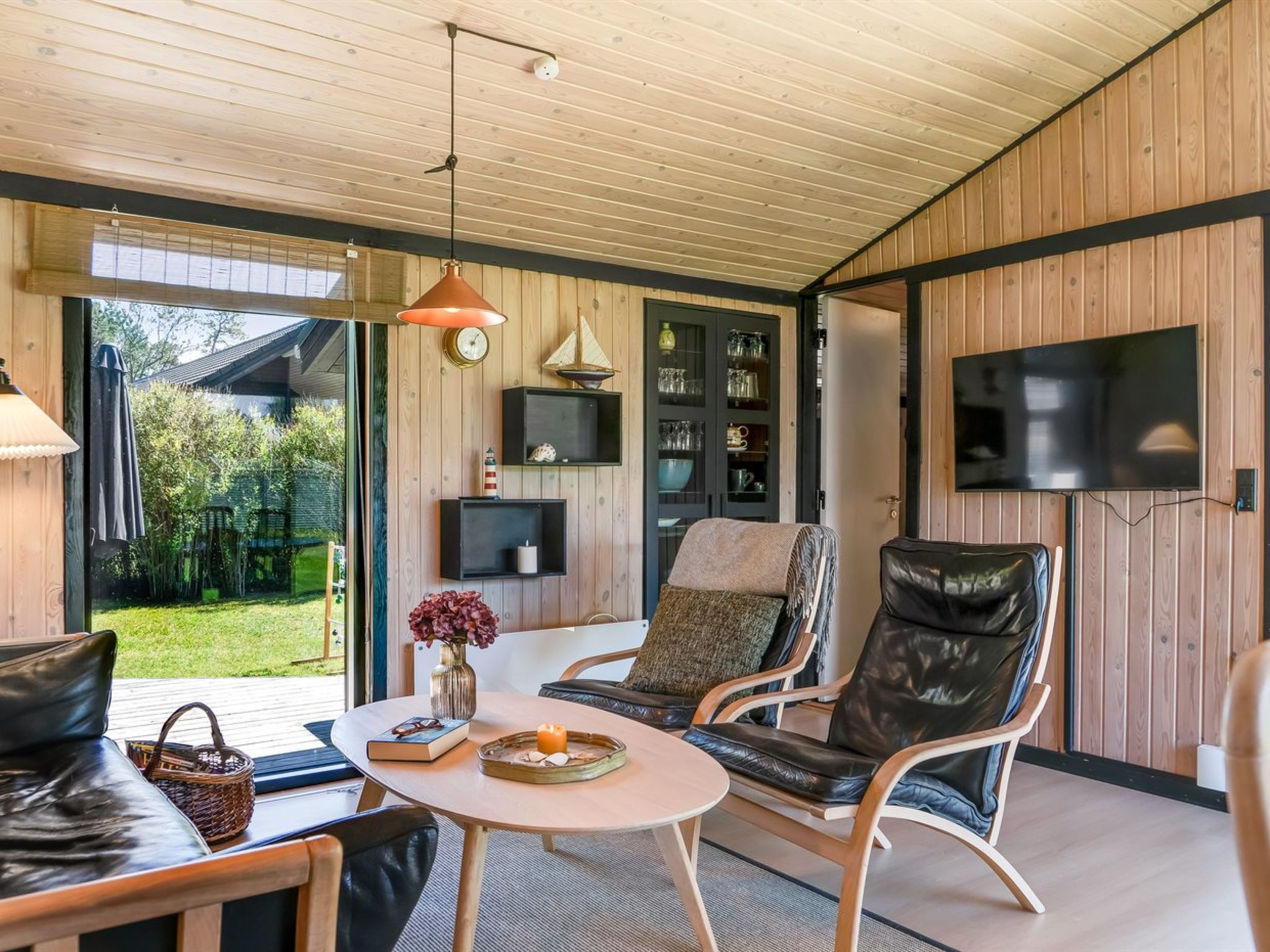 "Litle" - 600m from the sea-Inside