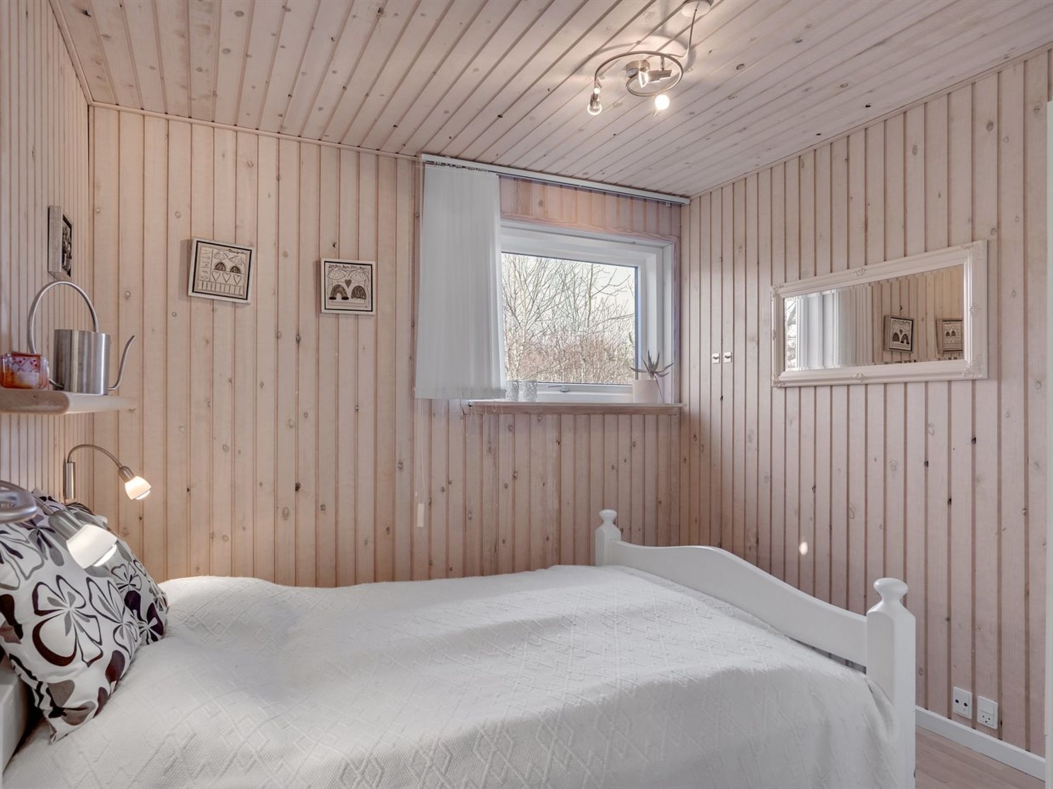 "Mikko" - 2.2km from the sea - Binnen