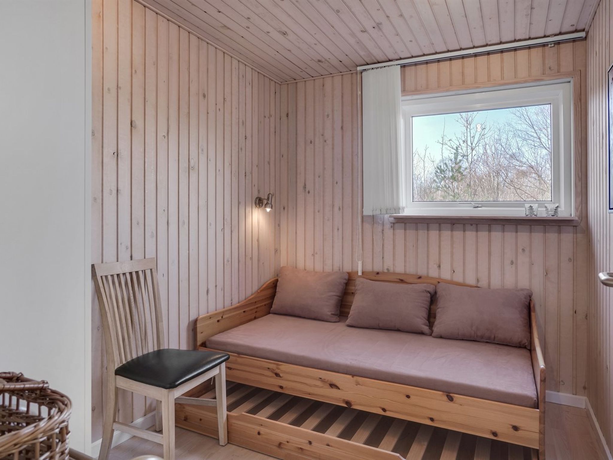 "Mikko" - 2.2km from the sea - Binnen