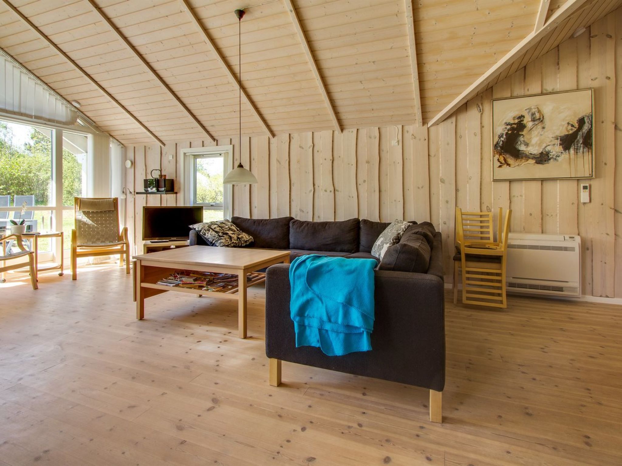 "Åsta" - 1.7km from the sea — Living Room (4 of 18)