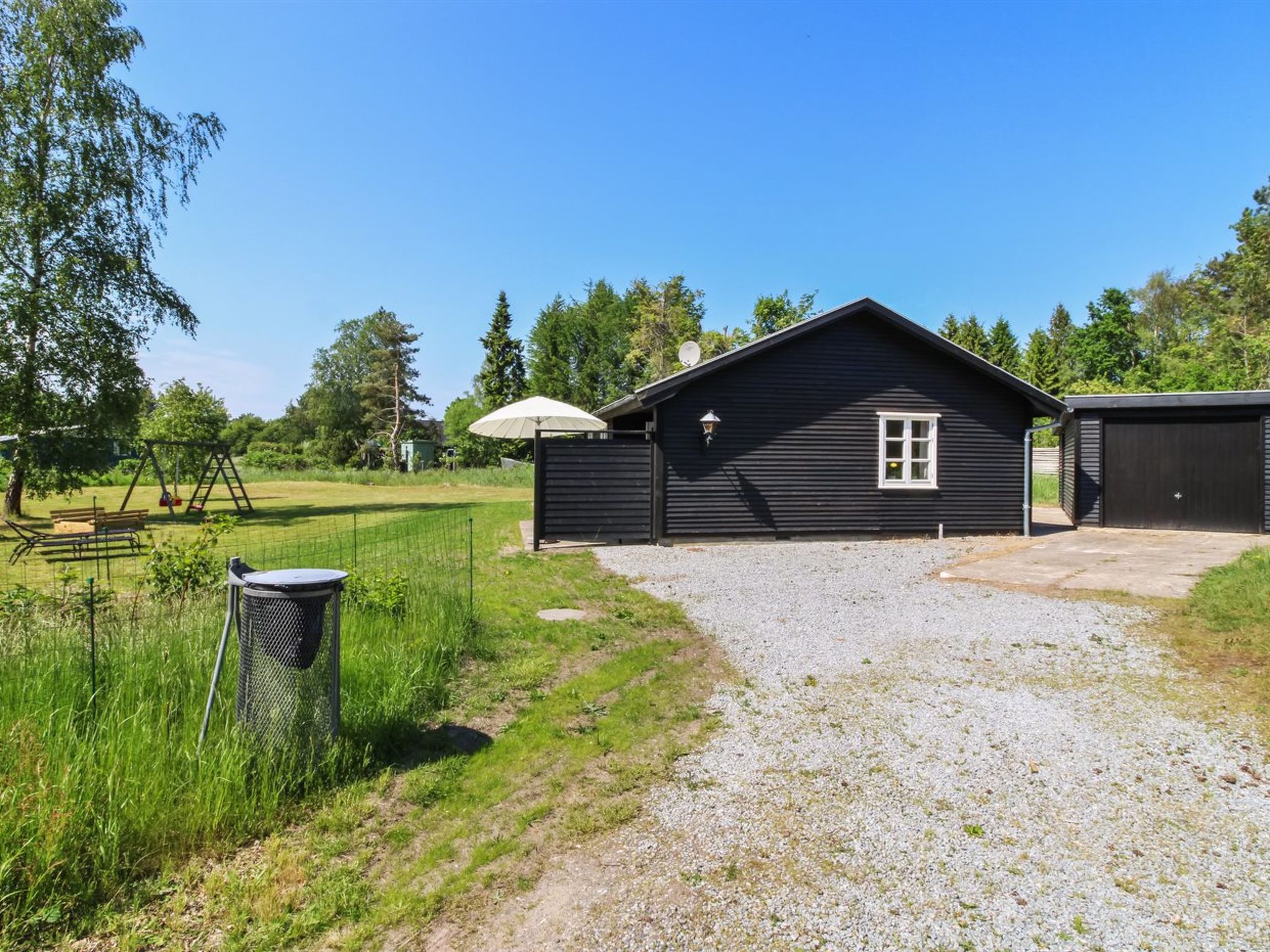 "Ingalise" - 500m from the sea - Buiten