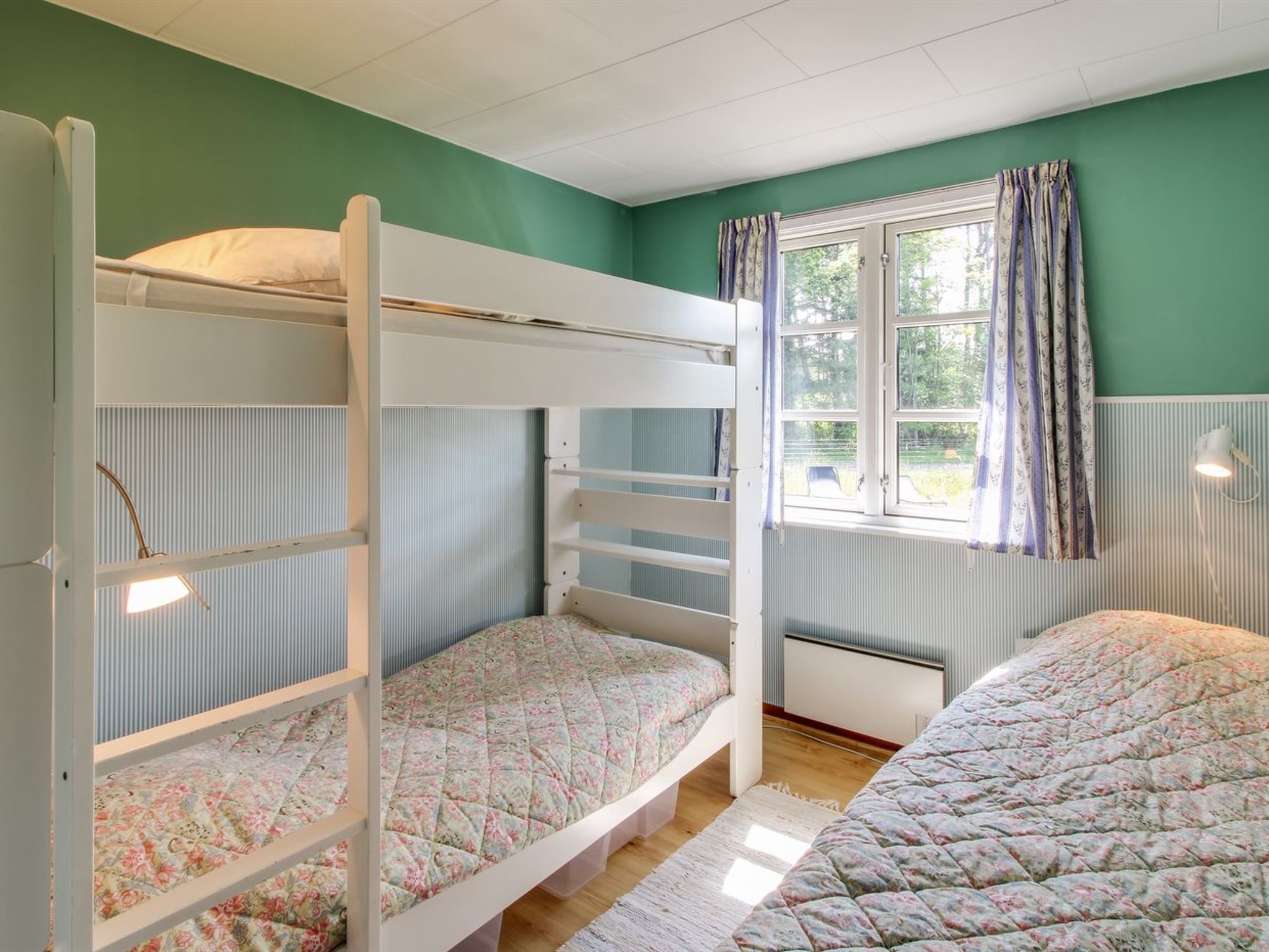 "Ingalise" - 500m from the sea - Binnen