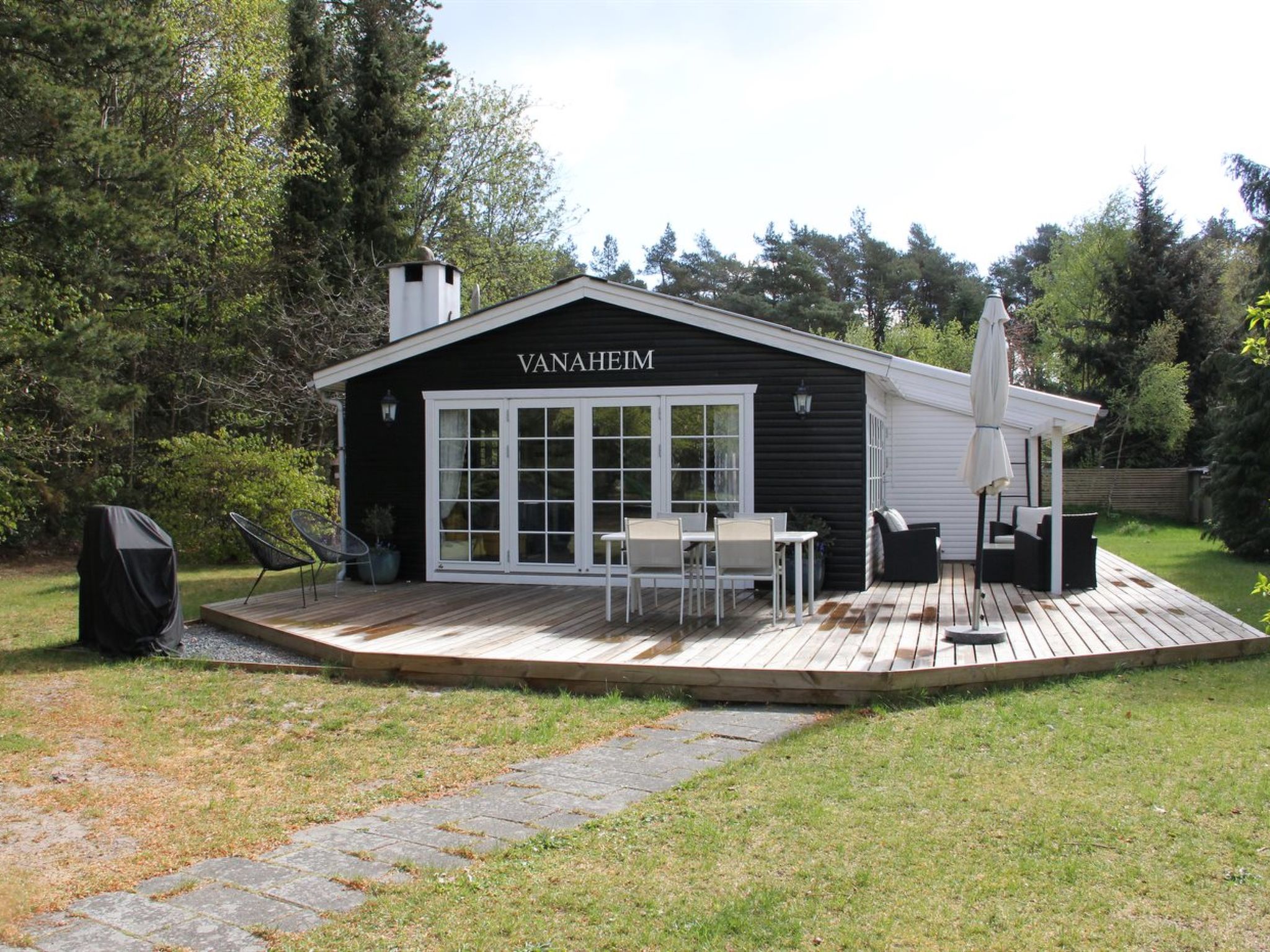 "Astrid" - 875m from the sea