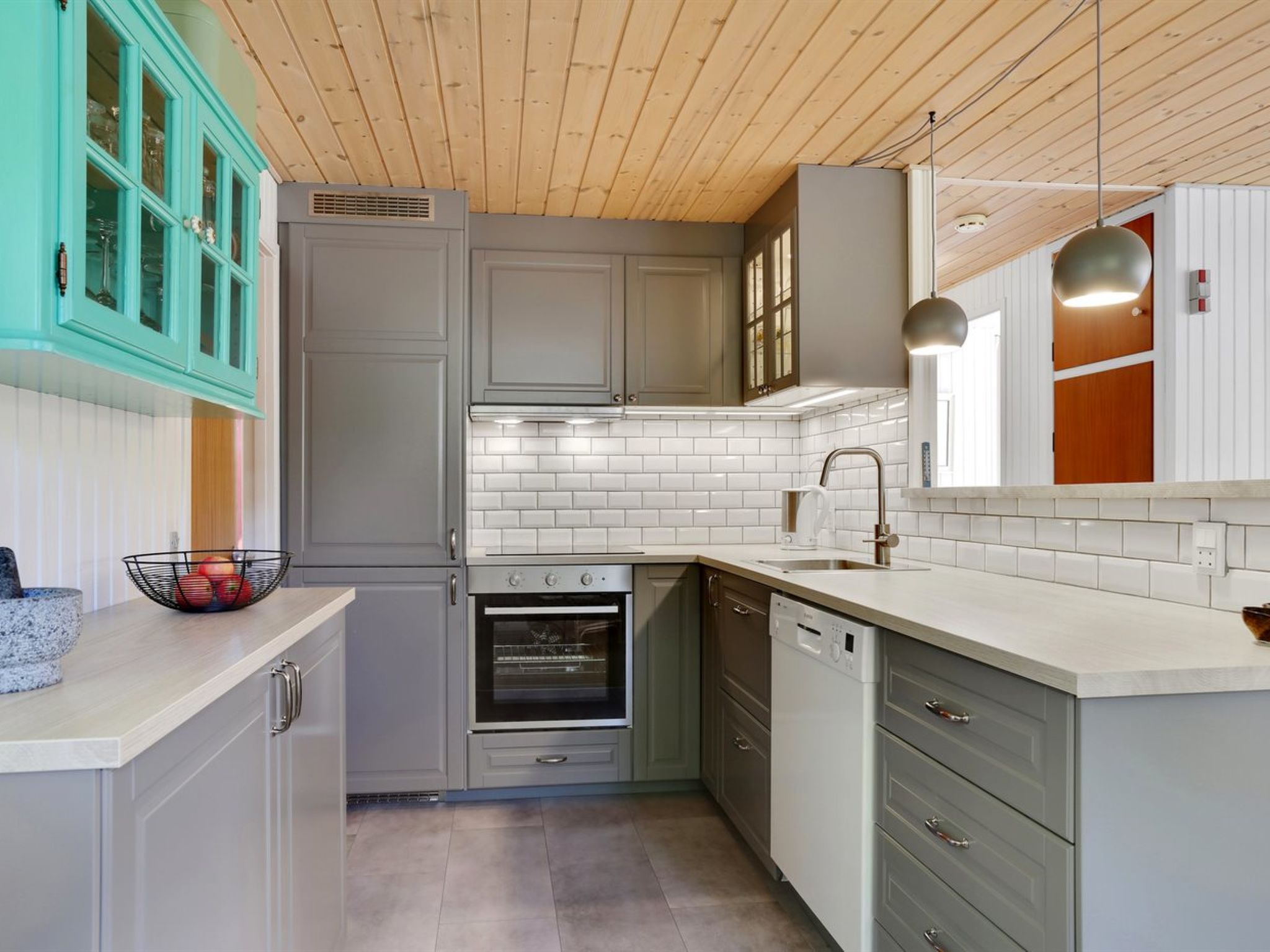 "Anevay" - 300m from the sea