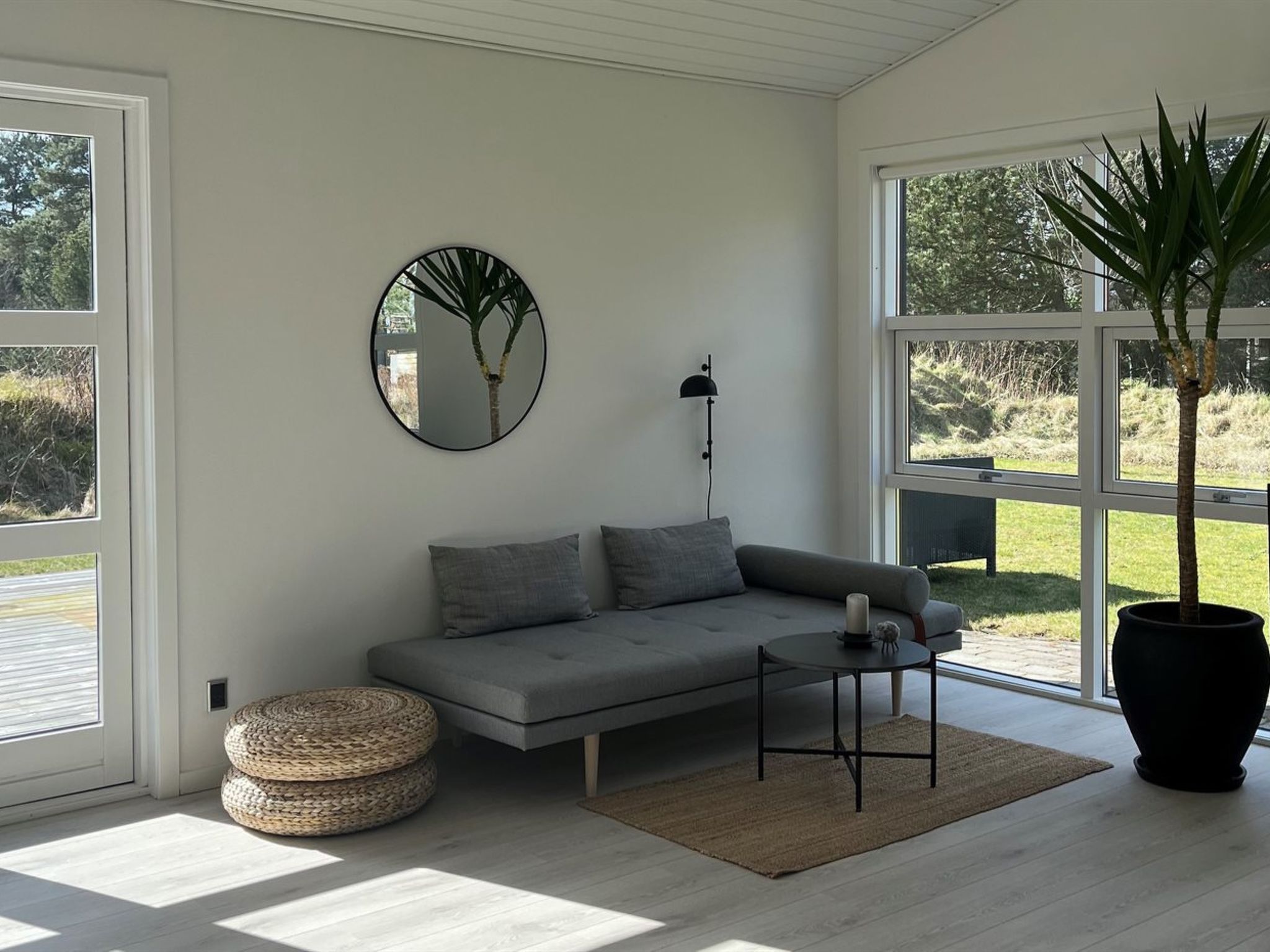 "Veiko" - 1.2km from the sea - Binnen
