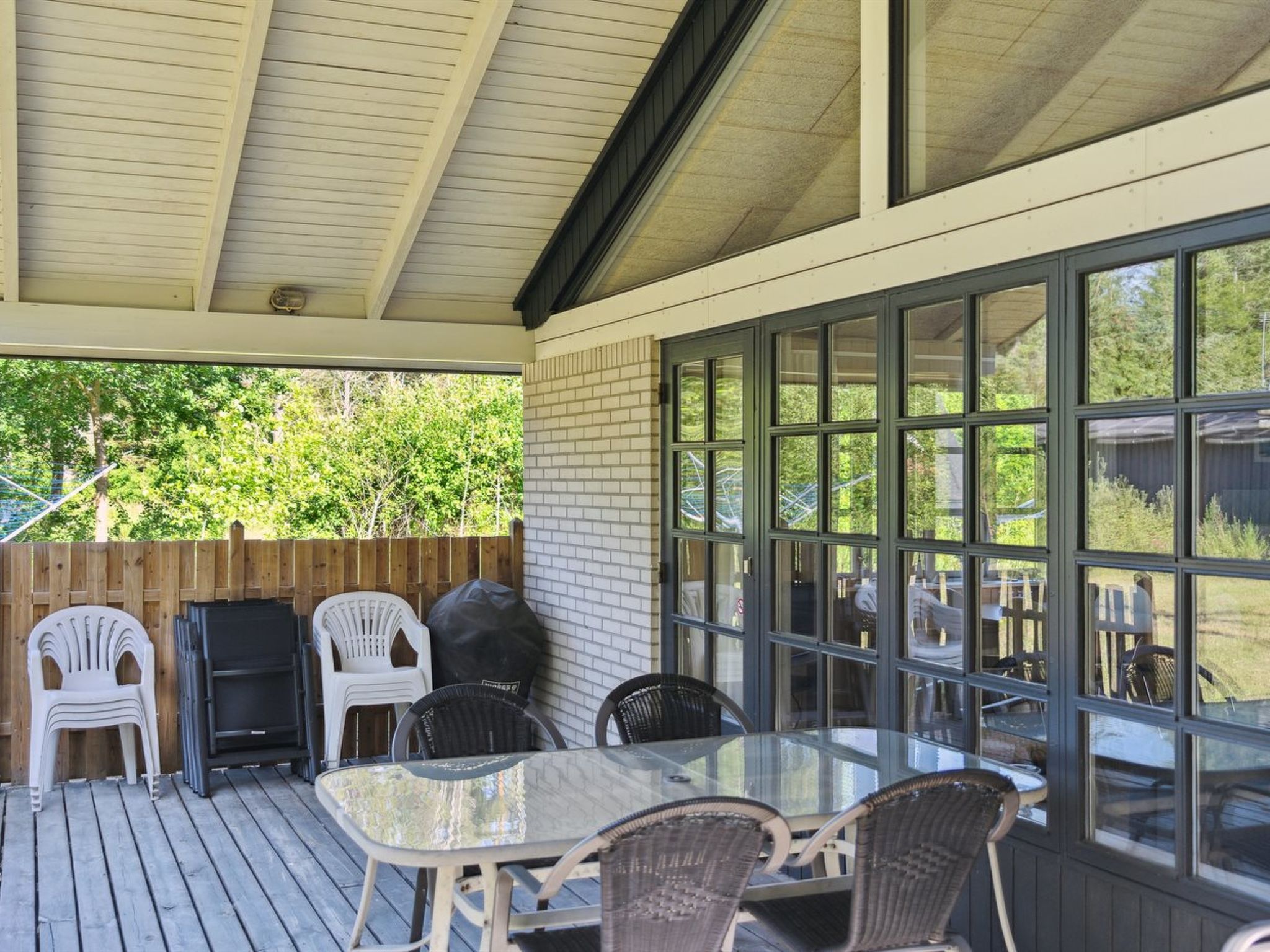 "Henny" - 1.5km from the sea - Buiten