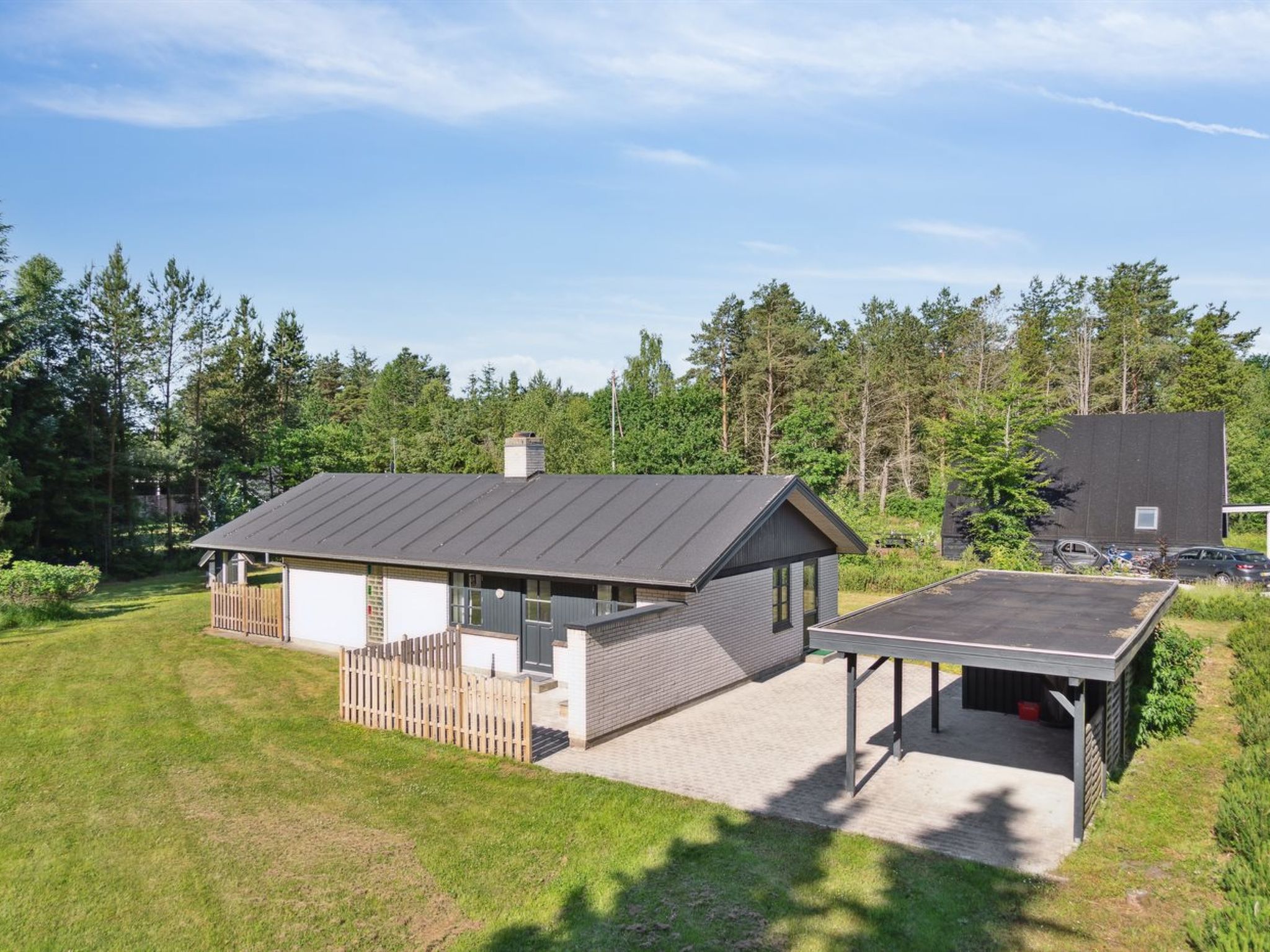 "Henny" - 1.5km from the sea - Buiten
