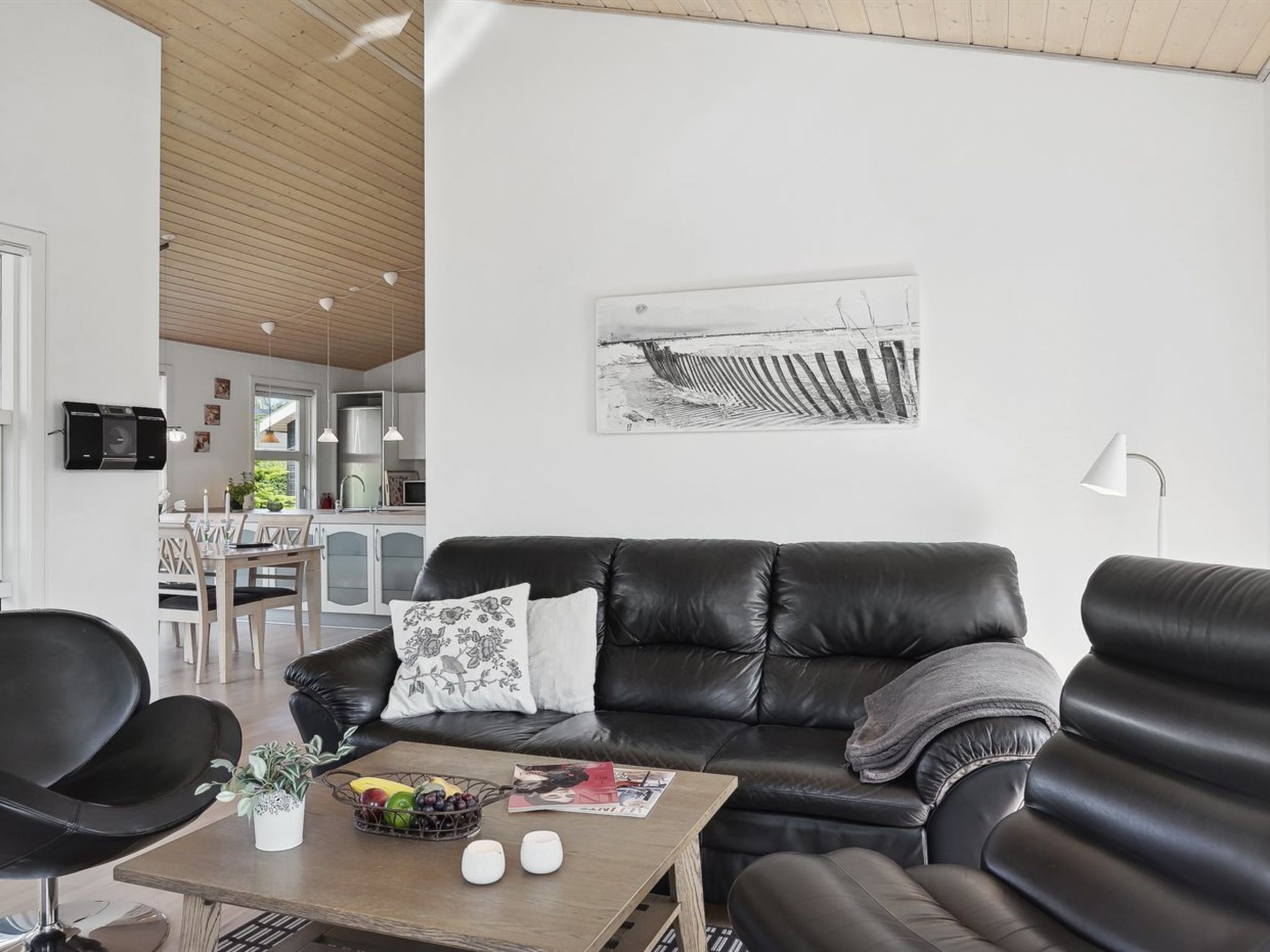 "Bertram" - 1.9km from the sea