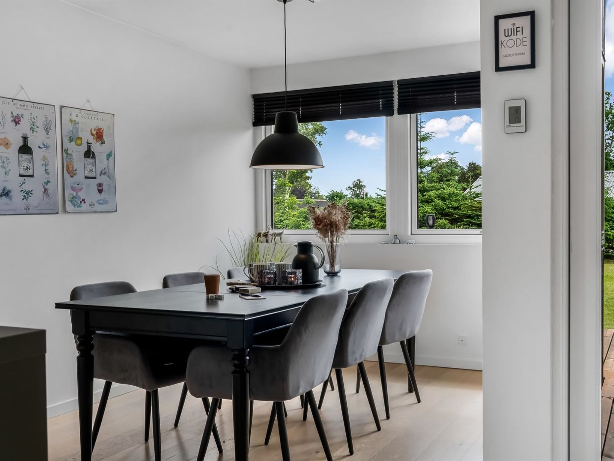 "Rosmarie" - 600m from the sea