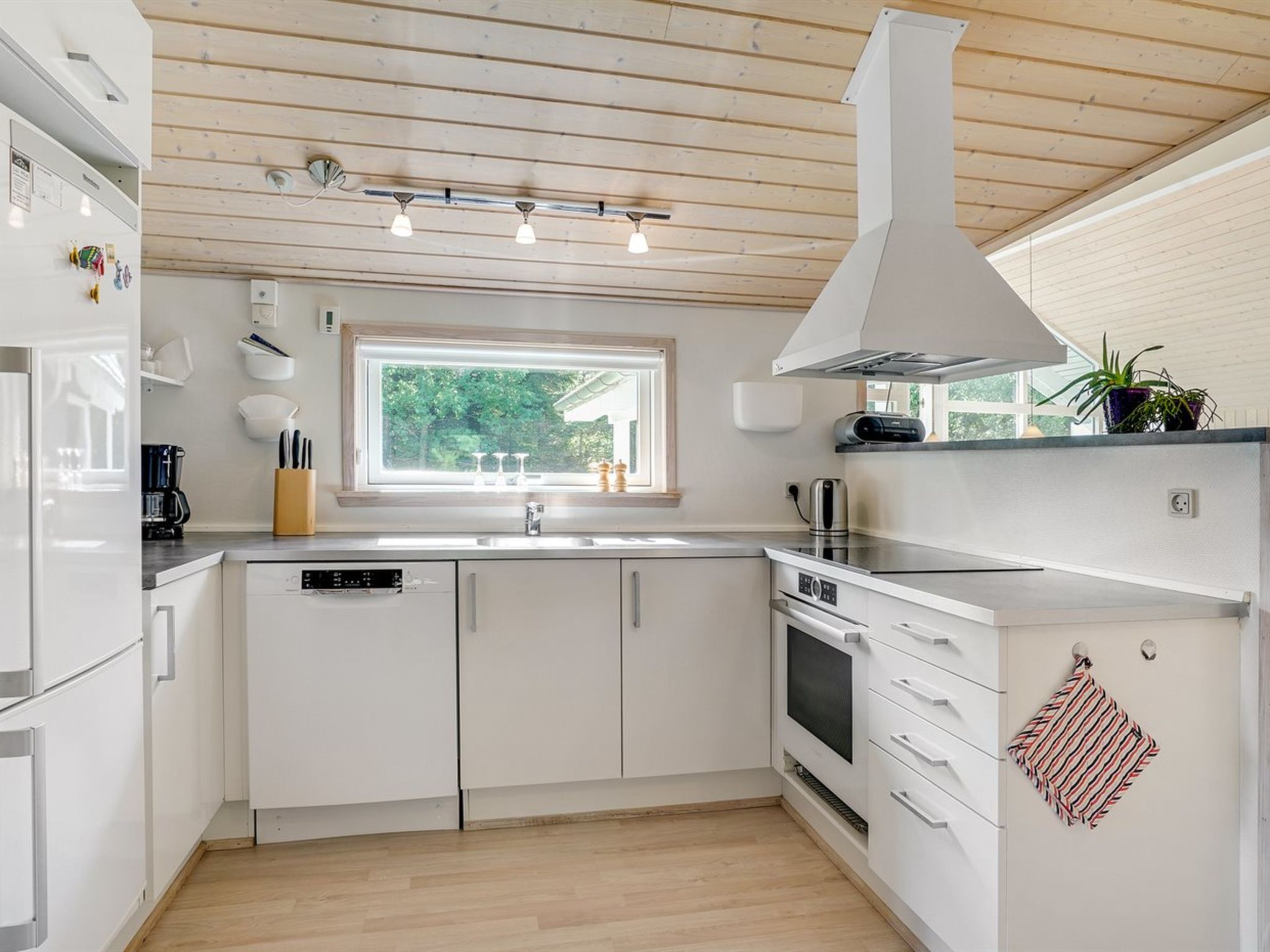 "Agved" - 1.5km from the sea - Binnen