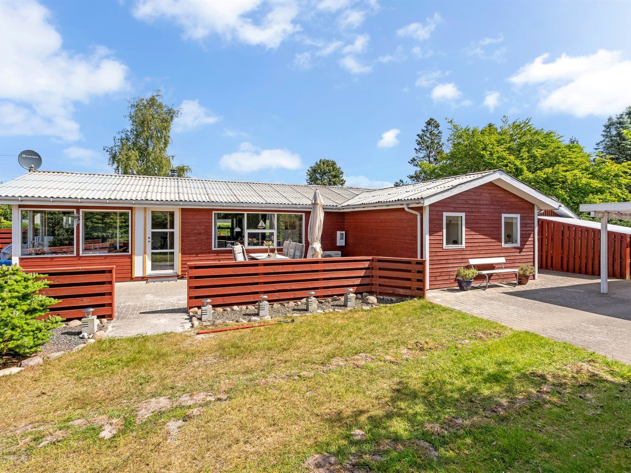"Mina" - 1.4km from the sea - Buiten