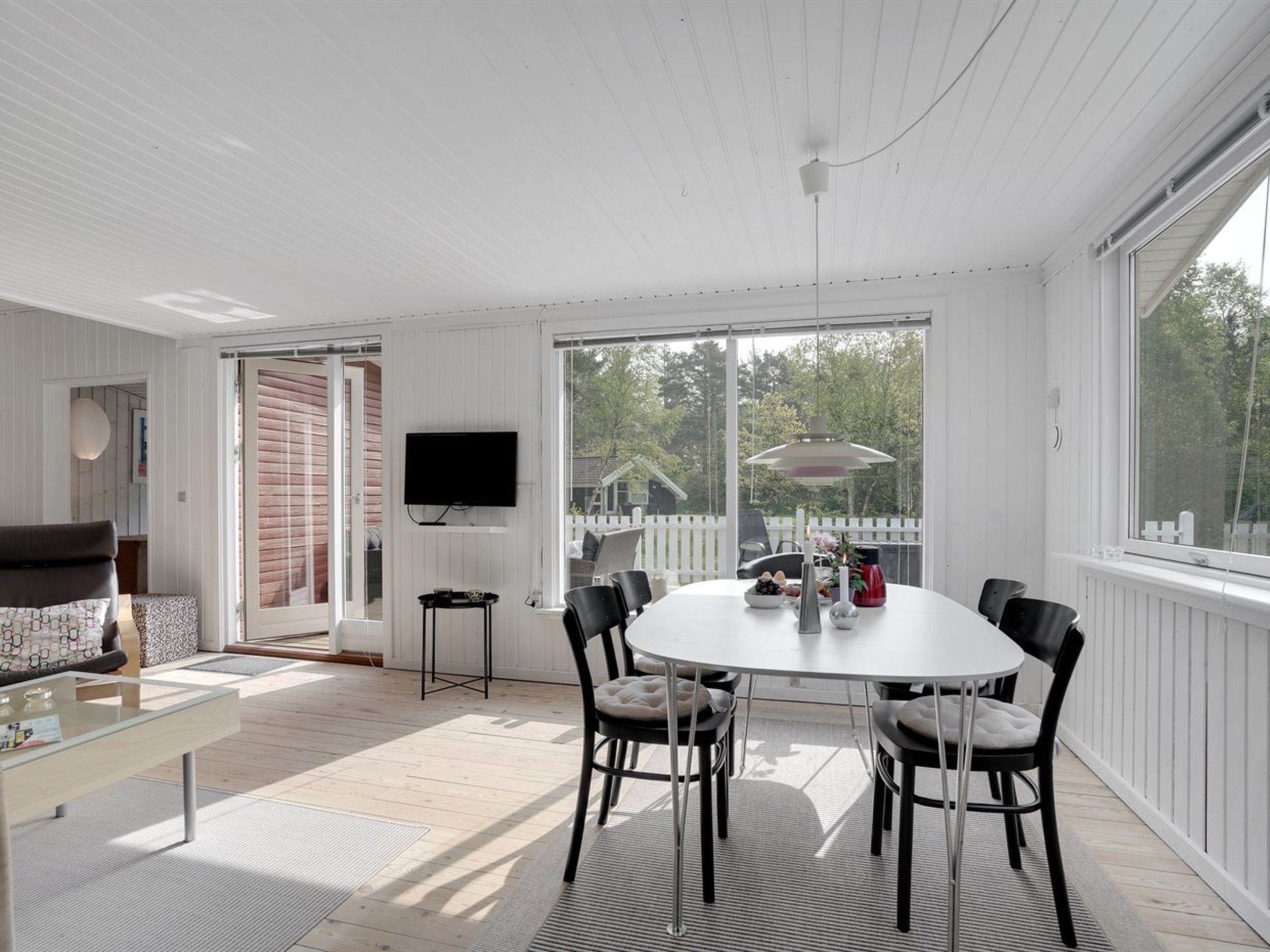 "Mainio" - 800m from the sea - Binnen