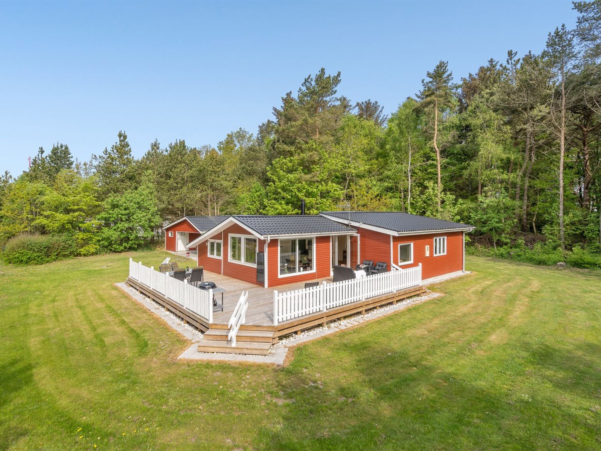"Mainio" - 800m from the sea