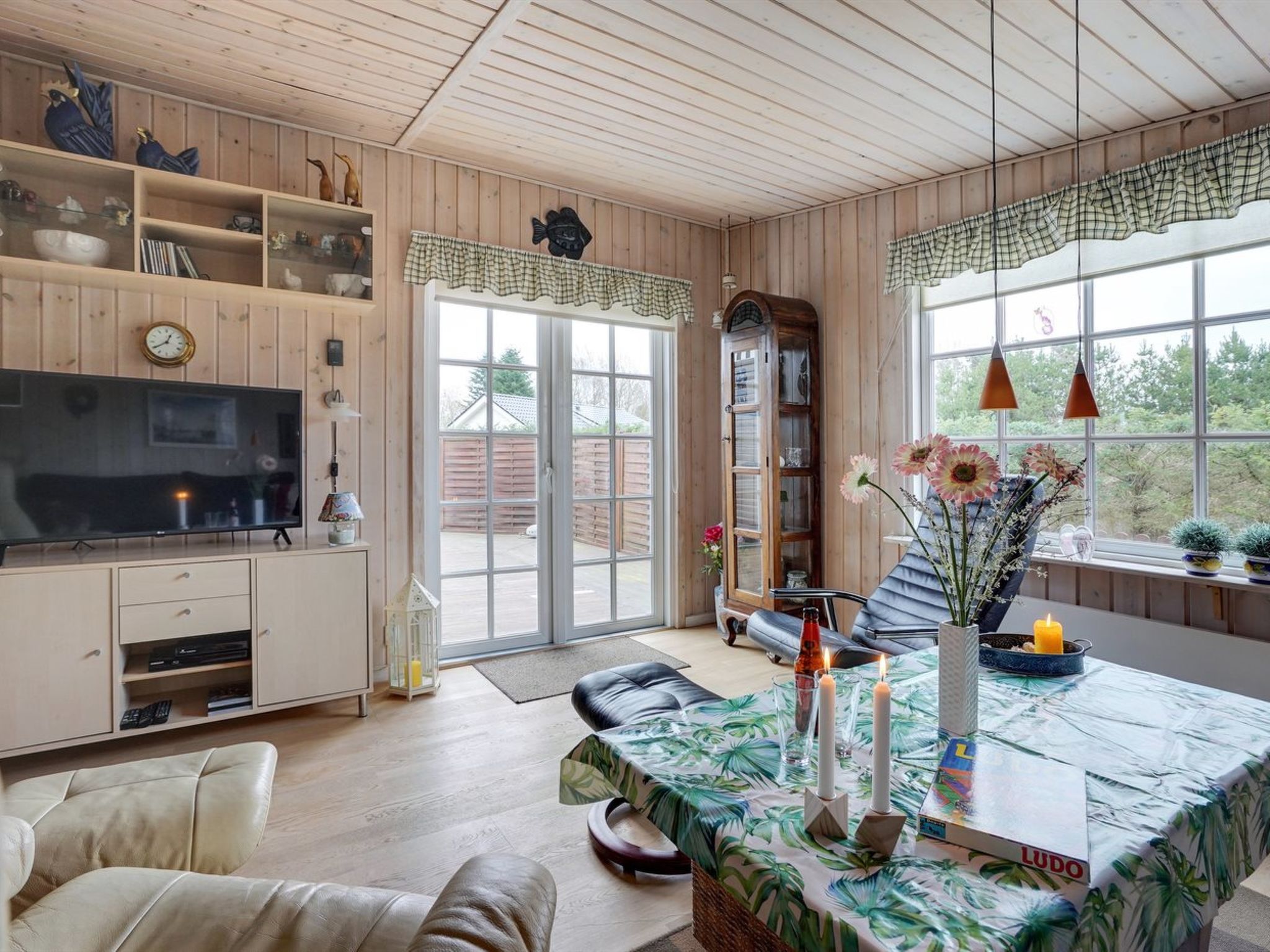 "Haidi" - 300m from the sea - Binnen