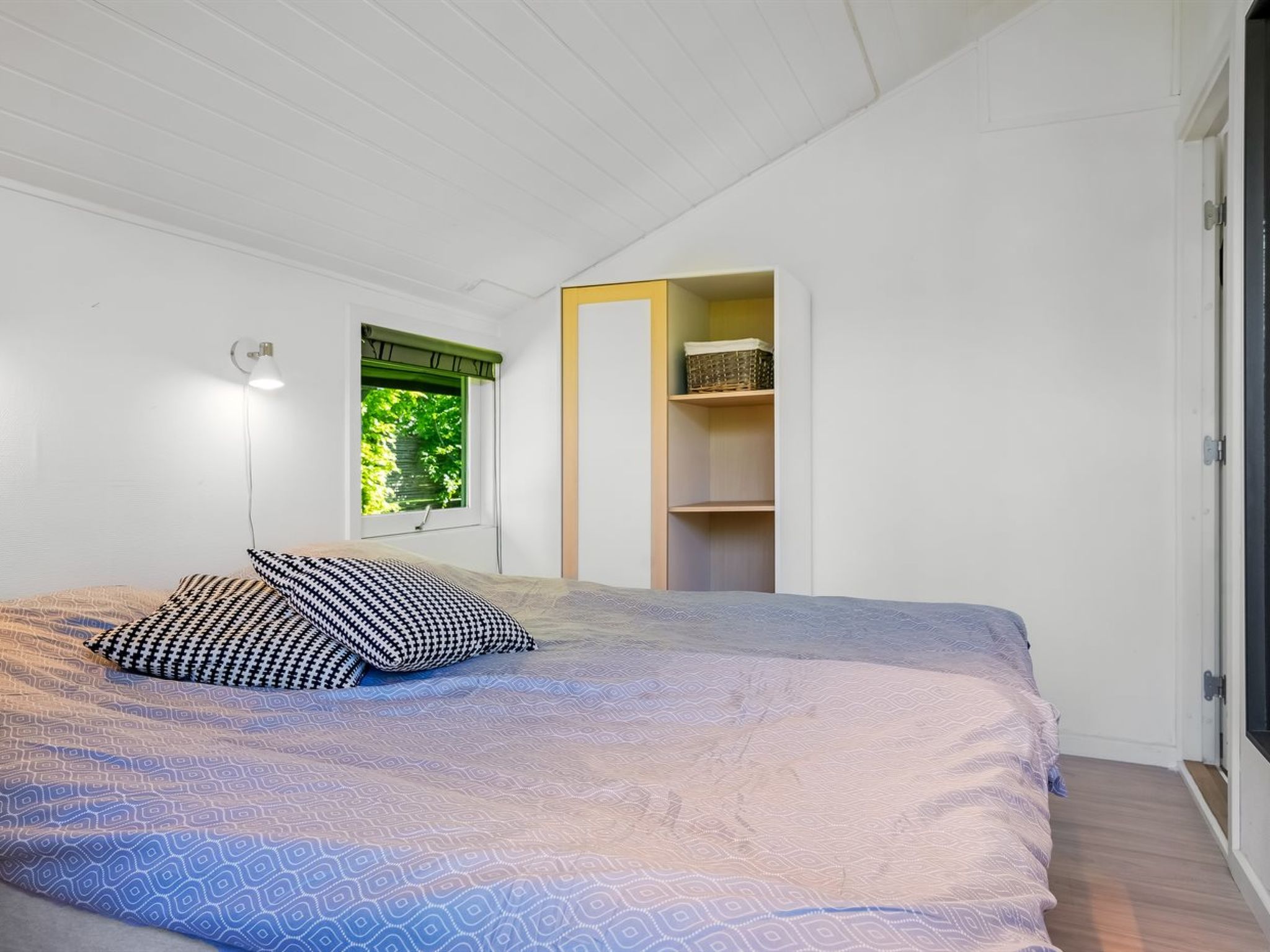 "Bryti" - 500m from the sea - Binnen