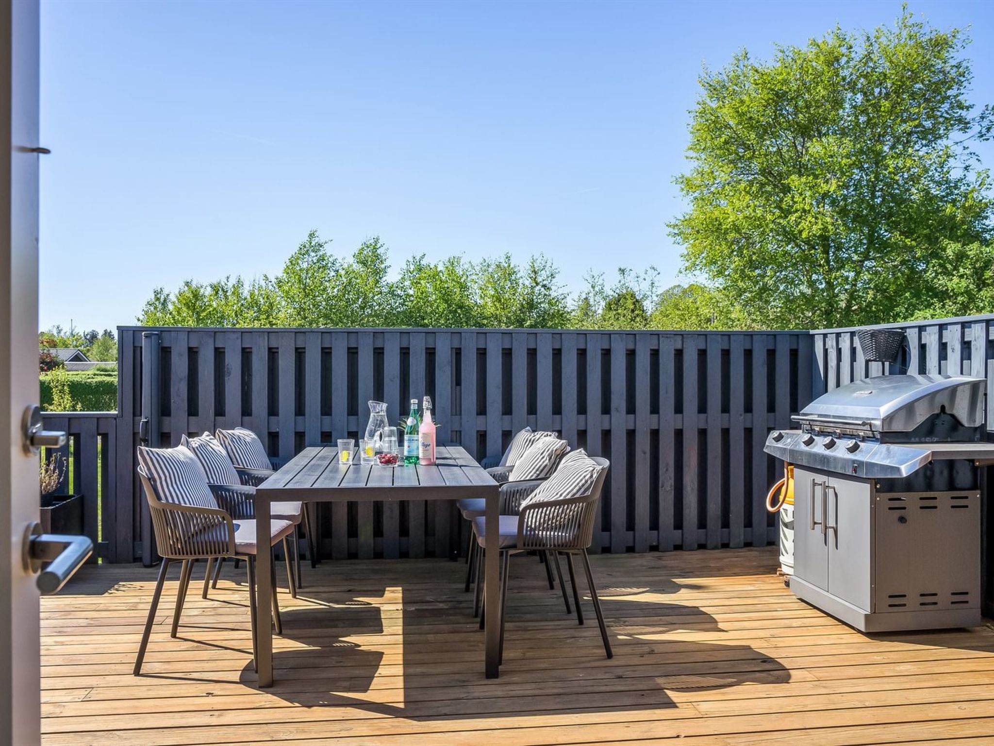 "Bryti" - 500m from the sea - Buiten