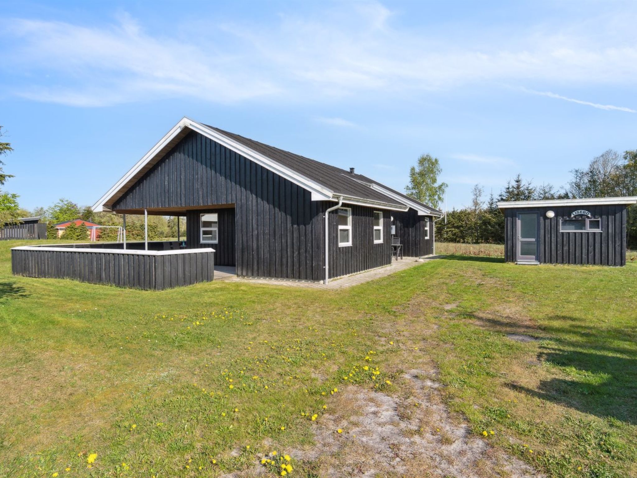 "Elmo" - 800m from the sea-Draußen