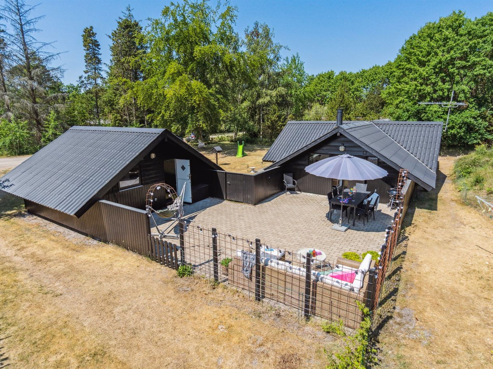 "Jahn" - 1.8km from the sea - Outside