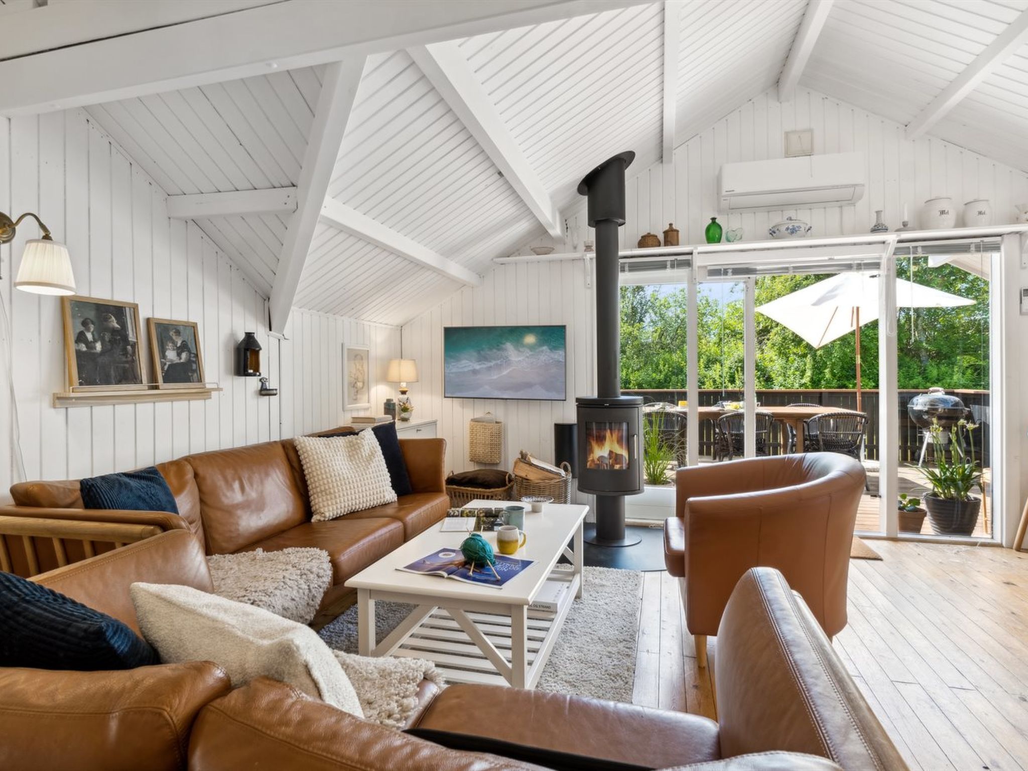 "Nayati" - 800m from the sea-Inside