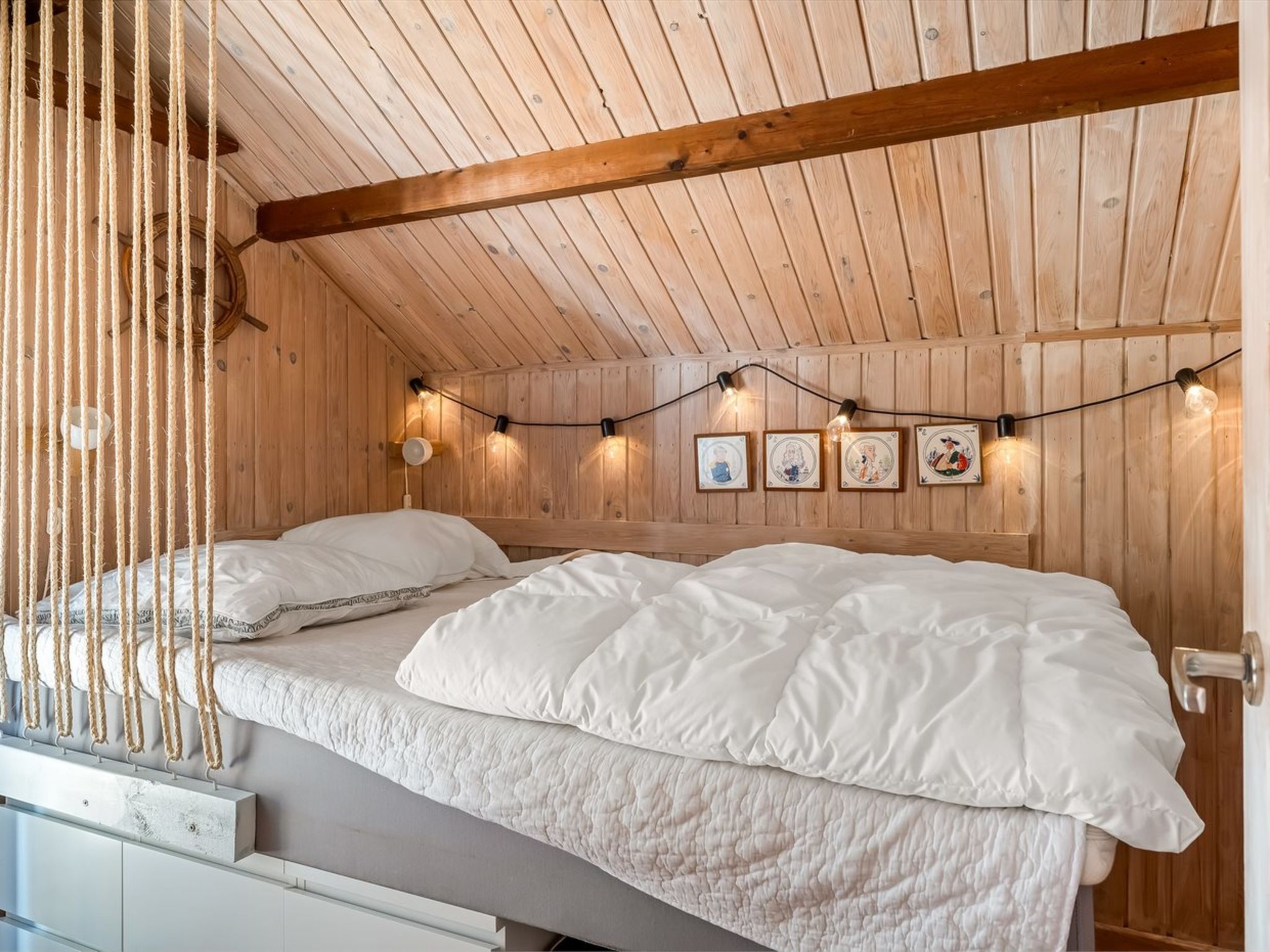 "Nayati" - 800m from the sea-Inside