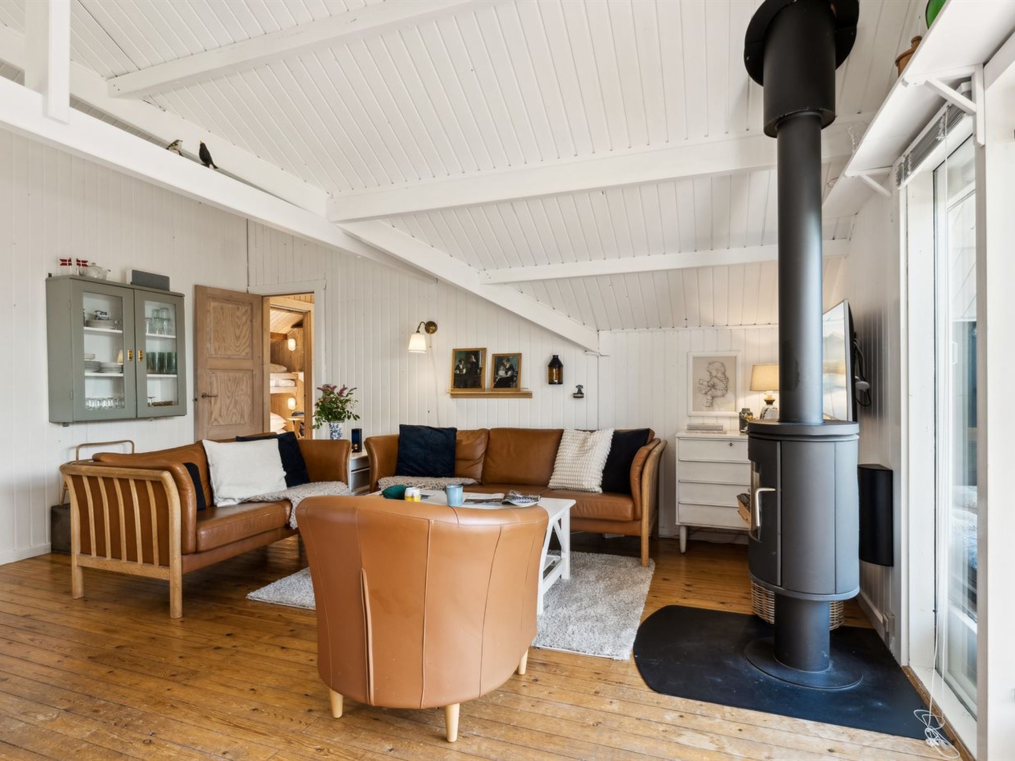 "Nayati" - 800m from the sea-Inside