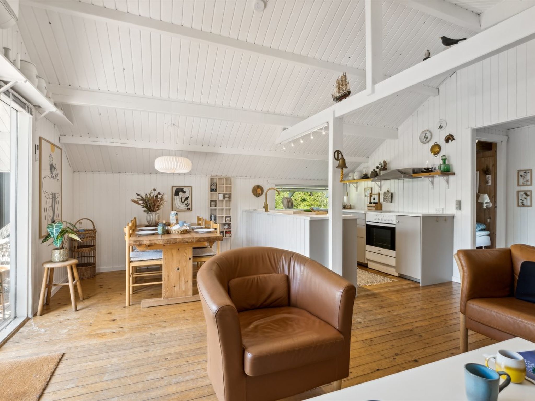 "Nayati" - 800m from the sea-Inside