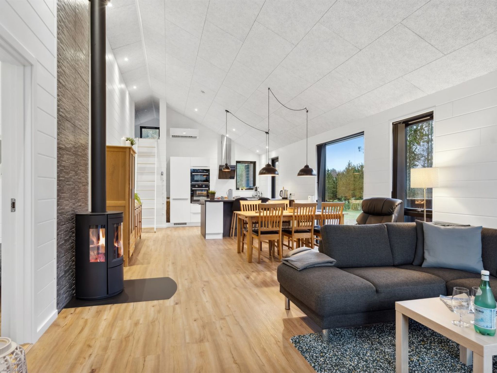 "Skakke" - 900m from the sea-Inside