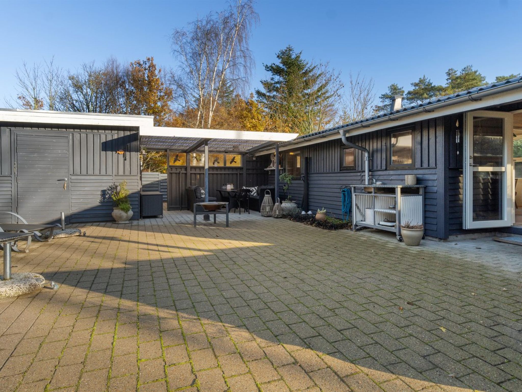 "Spurv" - 750m from the sea-Draußen