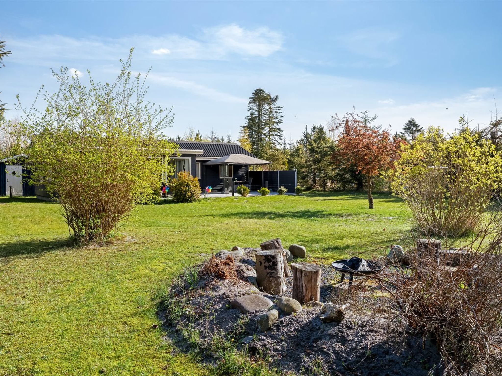 "Suvi" - 700m from the sea - Buiten