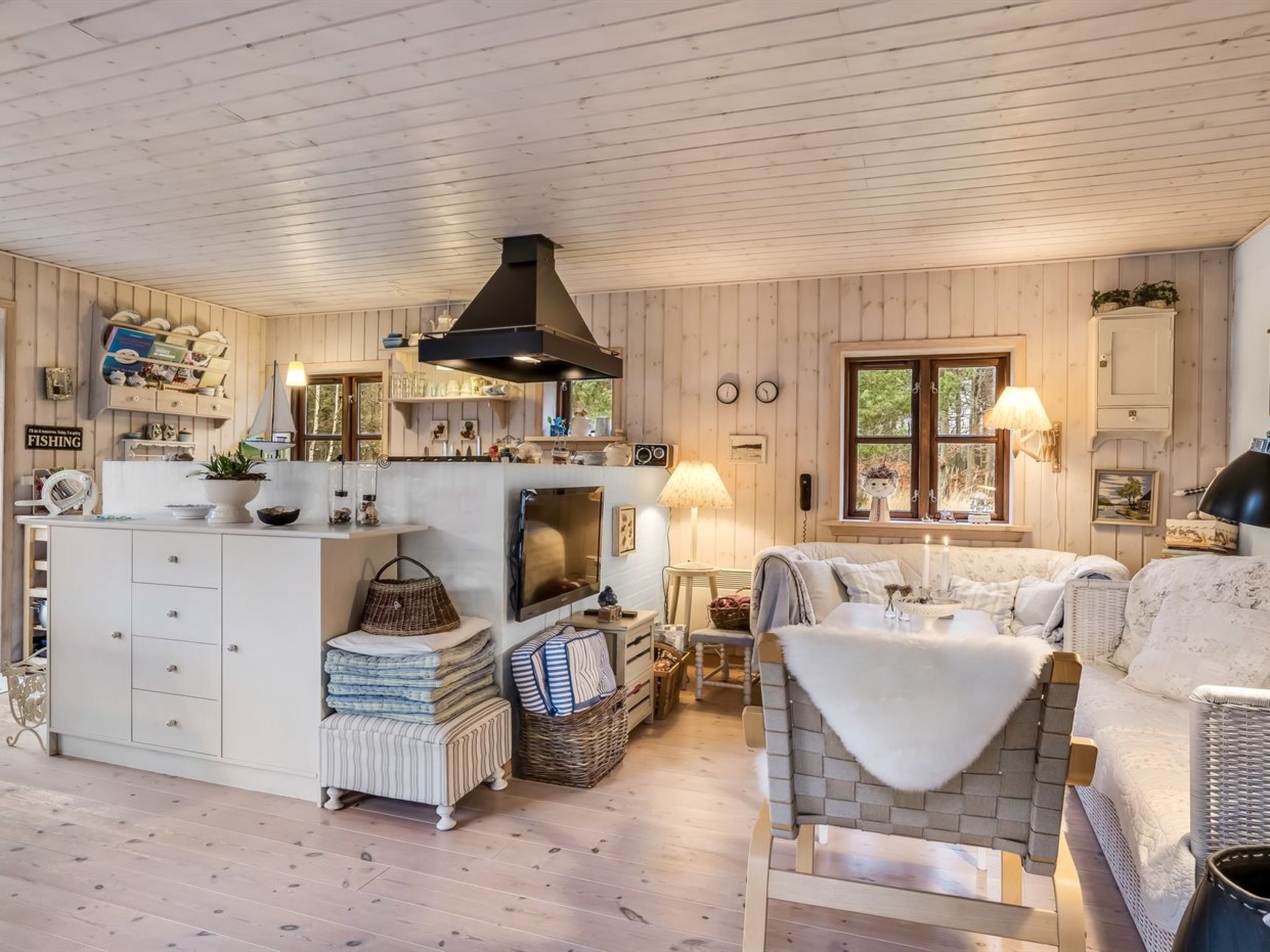 Gezellig vakantiehuis met open haard direct aan zee in Hals - foto 11