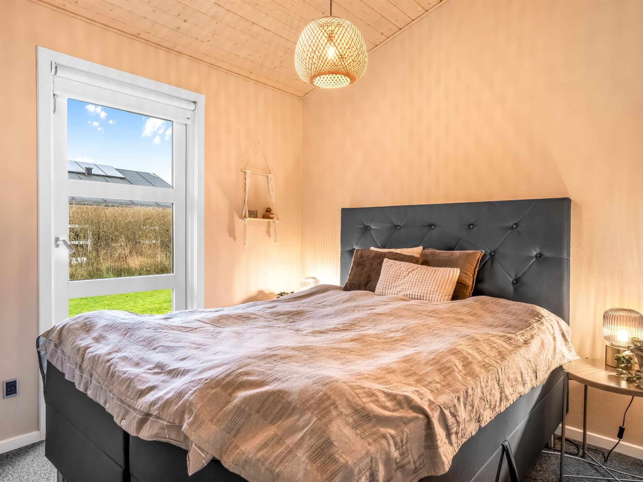 "Frederikka" - 1.9km from the sea - Binnen