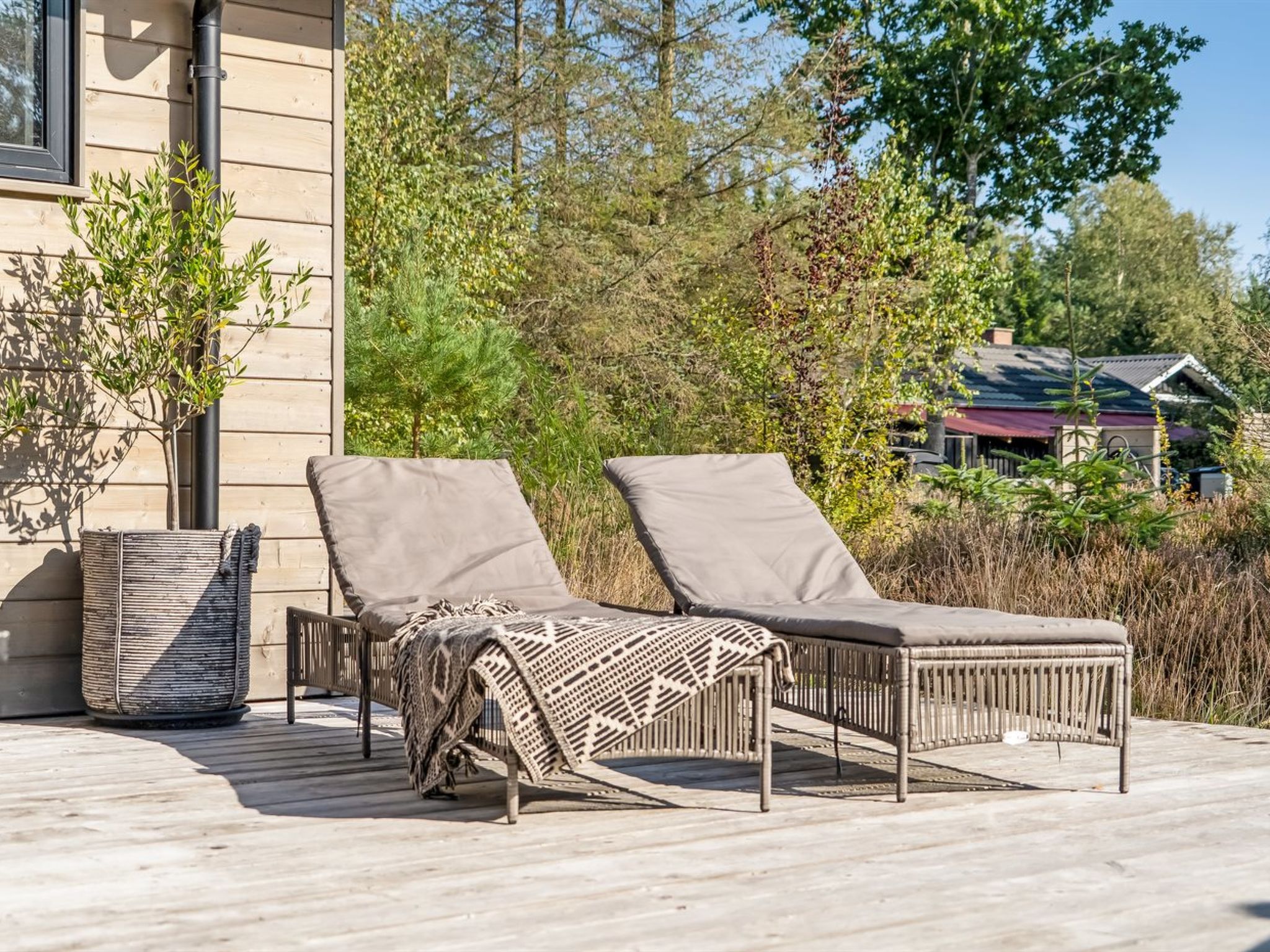 "Arbnora" -  from the sea-Buiten