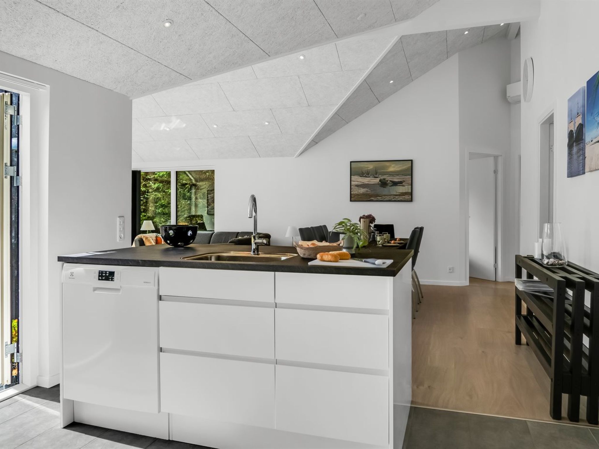 Photo of "Abiorn" -  from the sea