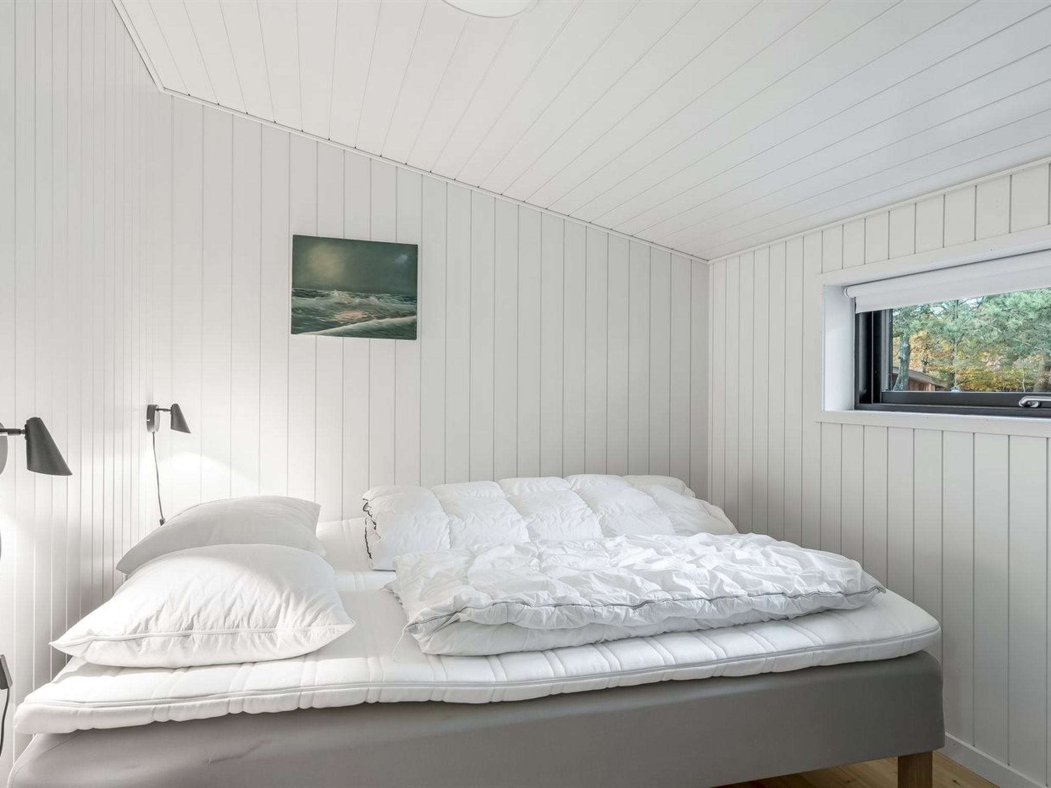 "Sofija" -  from the sea-Drinnen