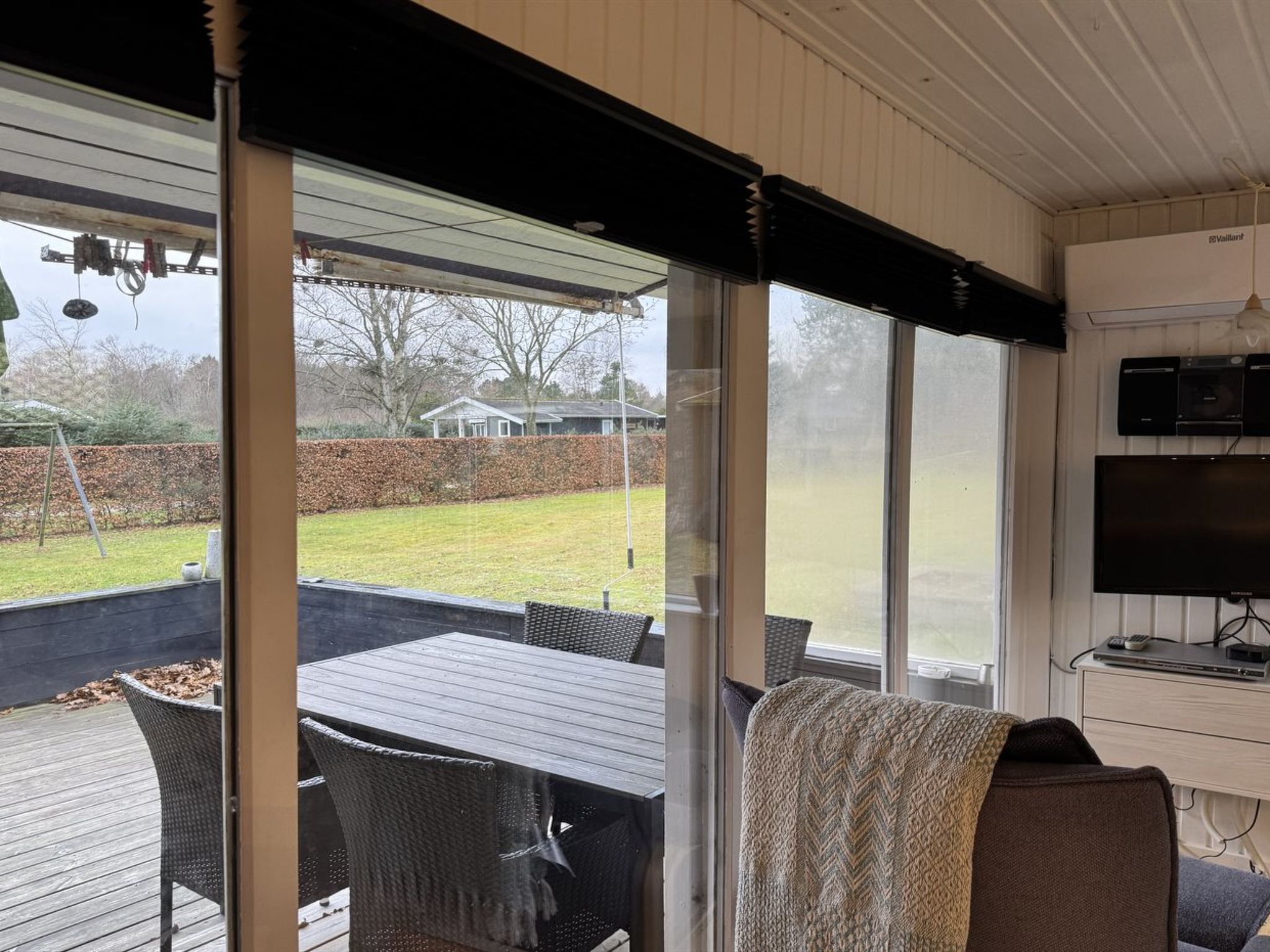 "Floora" -  from the sea-Binnen