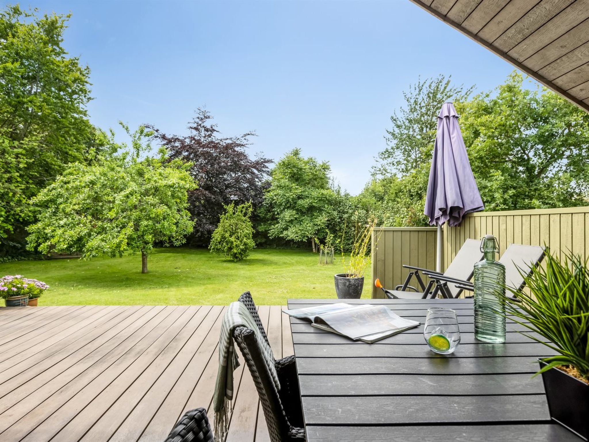 "Emiljan" -  from the sea-Buiten