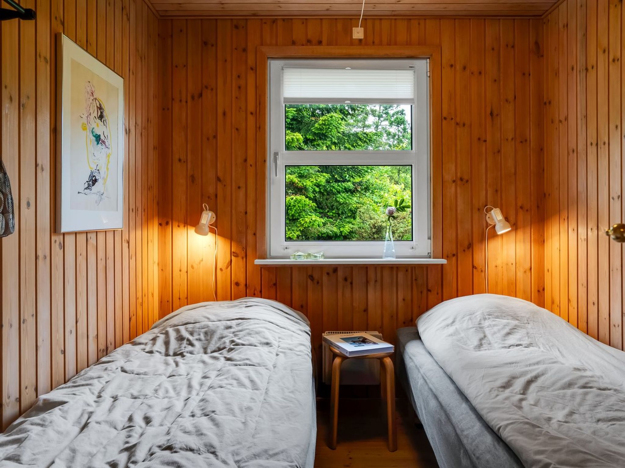 "Jaakob" - 4km from the sea - Binnen