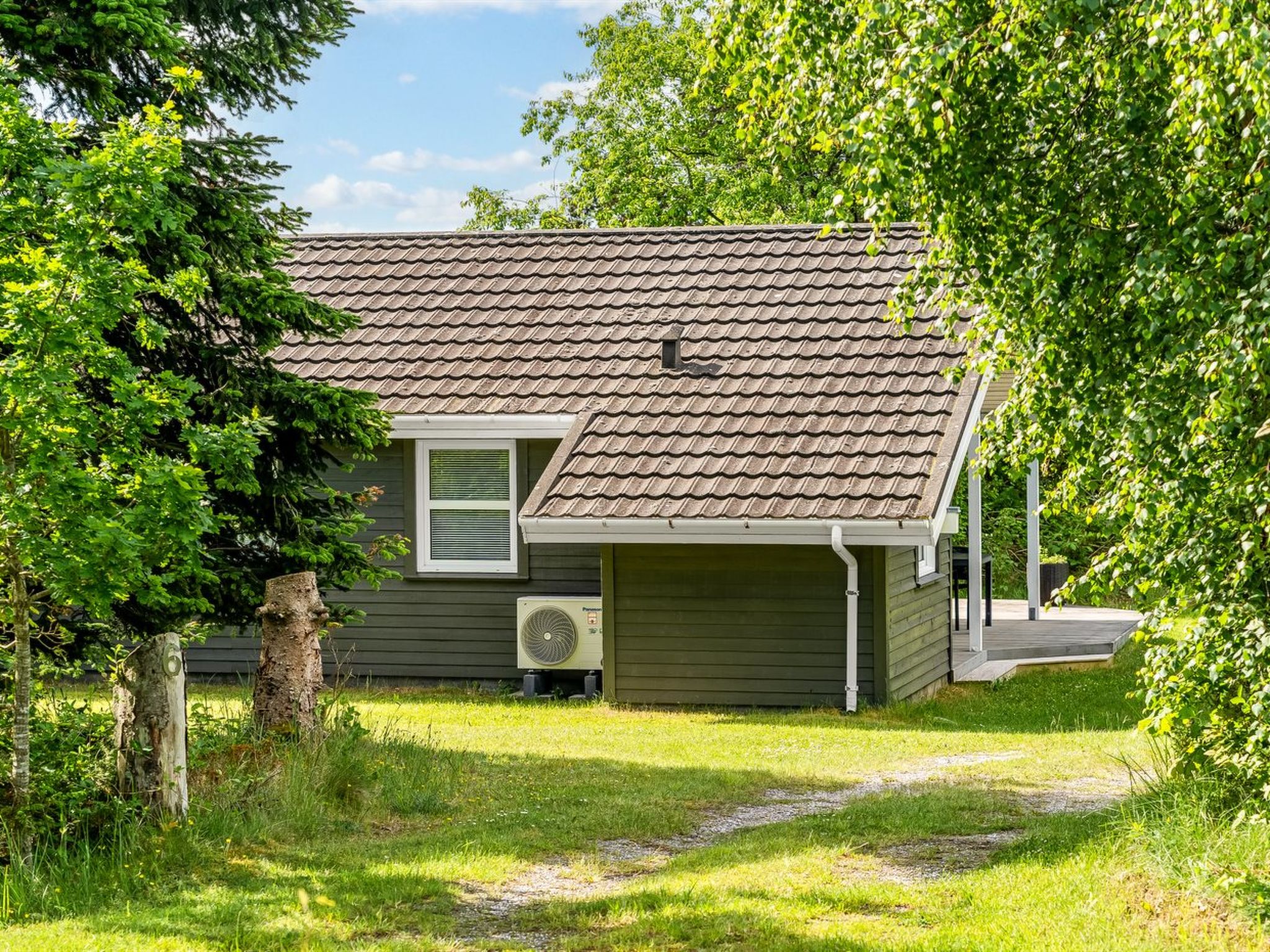 "Jaakob" - 4km from the sea - Buiten