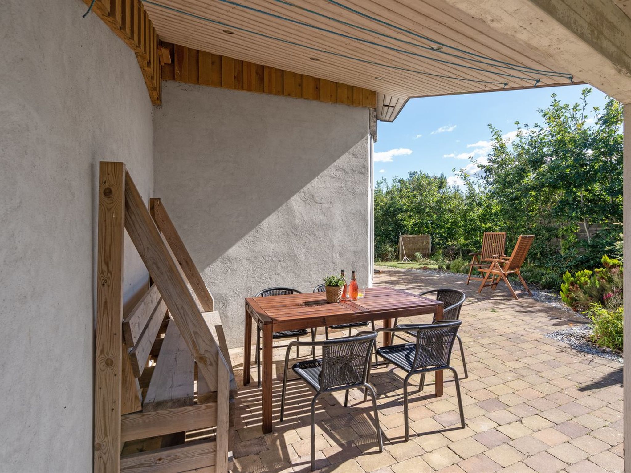 "Ullvi" - 3.8km from the sea — Terrace (3 of 39)