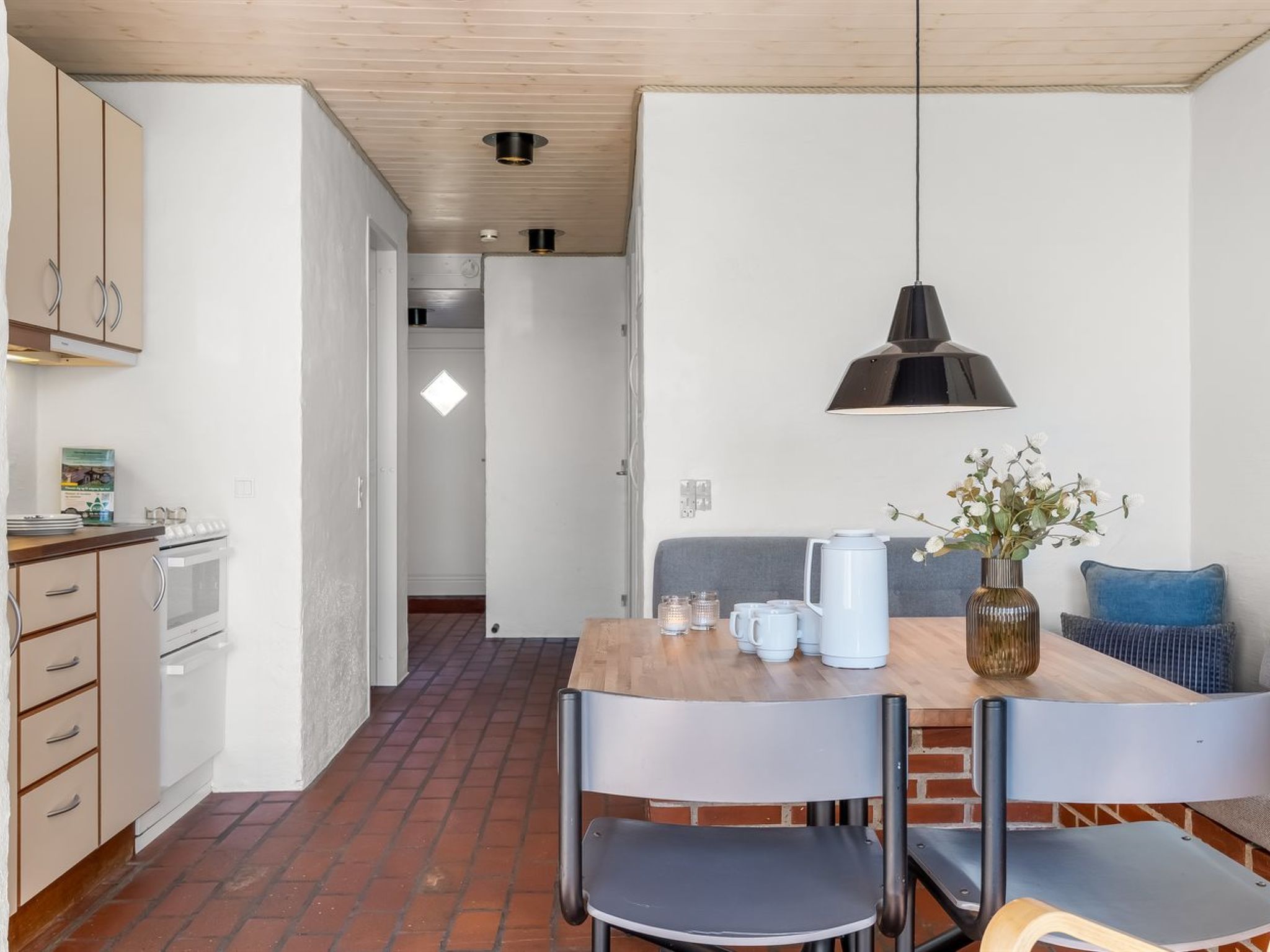"Edisa" - 50m from the sea - Binnen