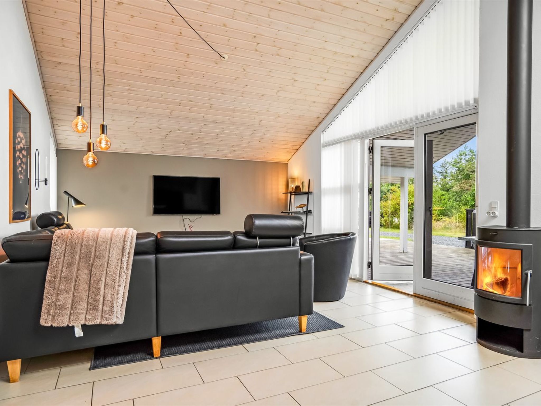 "Asel" - 4km from the sea - Binnen