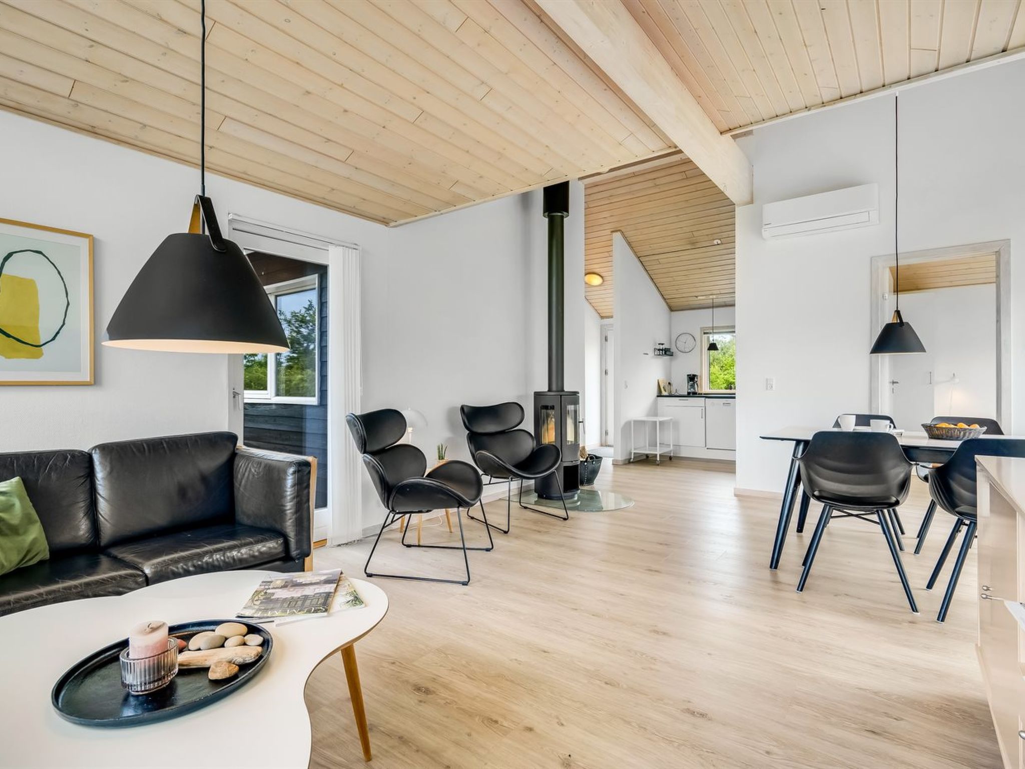 "Lissi" - 3.5km from the sea - Binnen