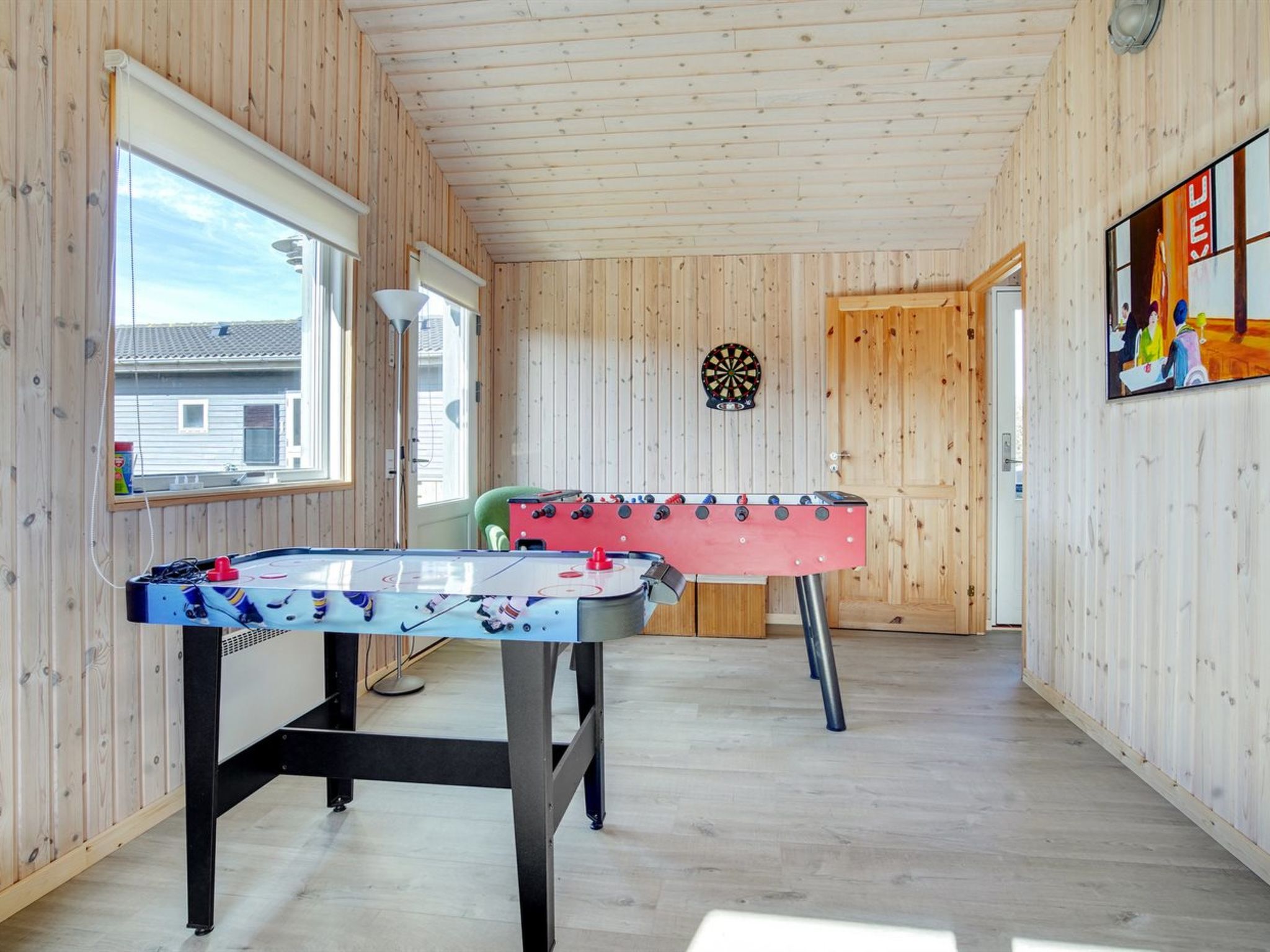 "Solveig" - 1.5km from the sea - Binnen
