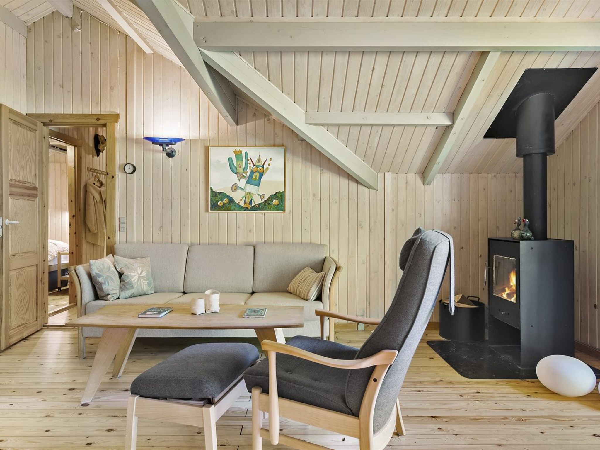"Iskra" - 900m from the sea - Binnen
