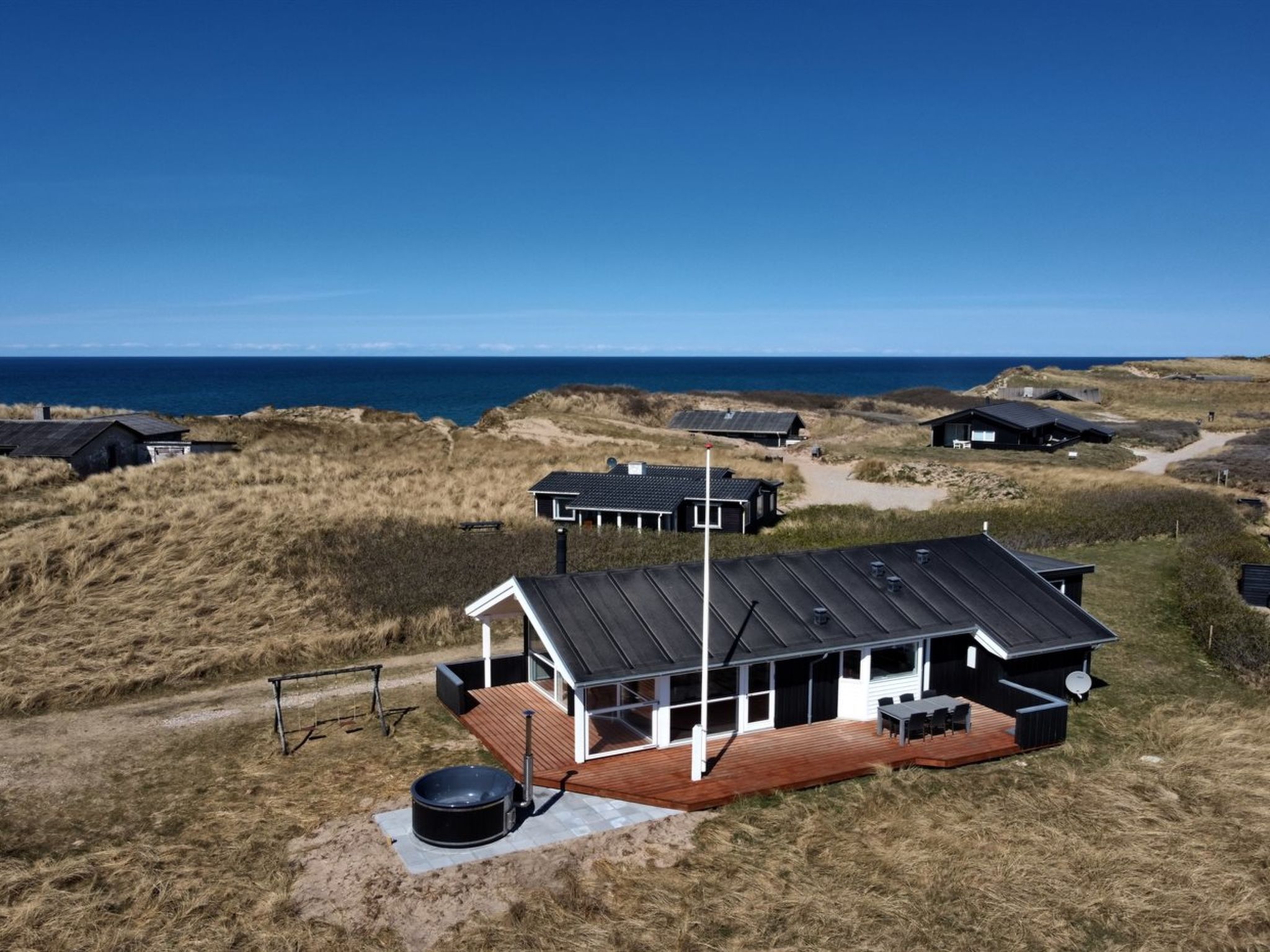 "Ulf" - 100m from the sea
