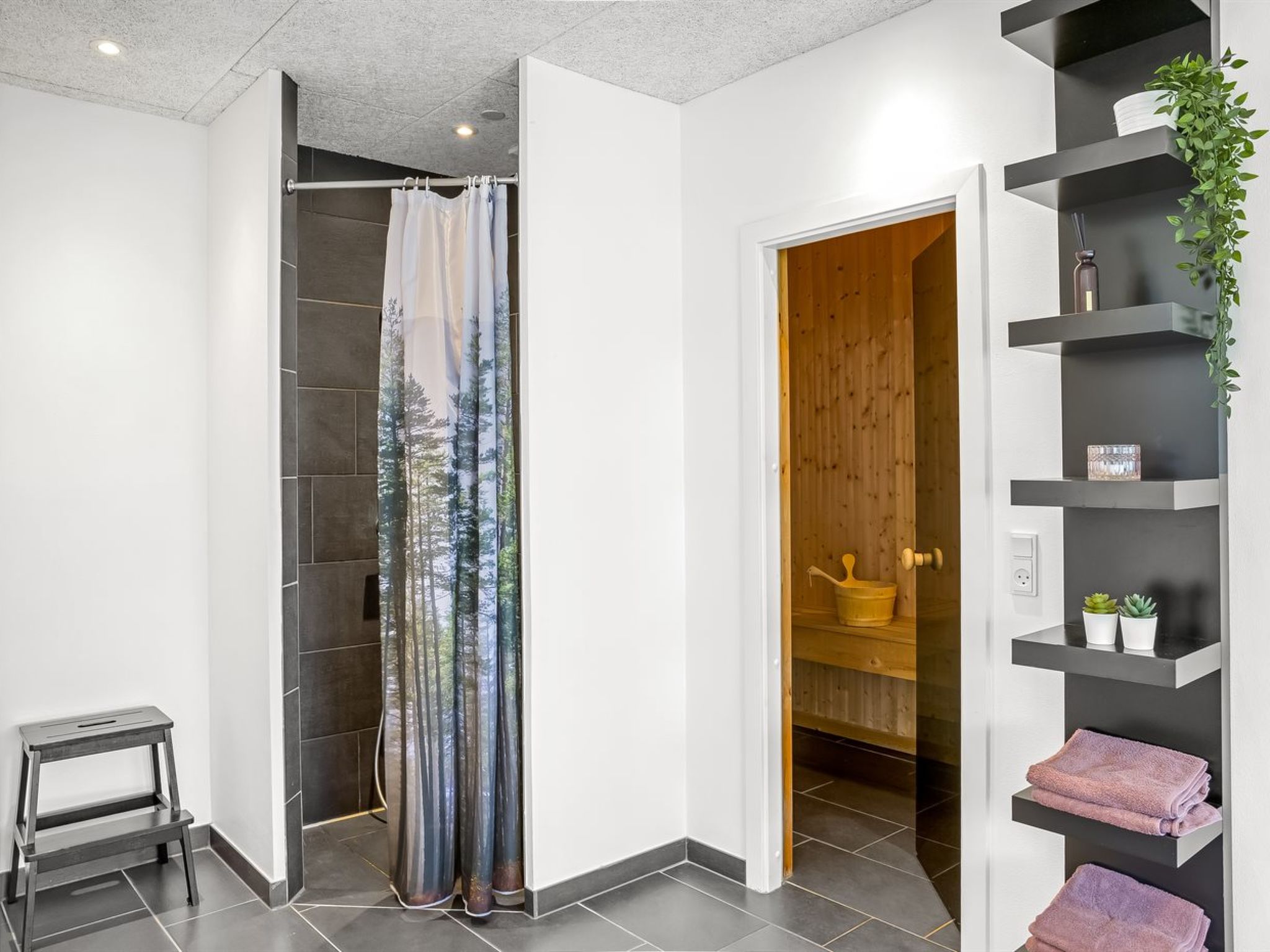 "Ilfar" - 700m from the sea - Binnen
