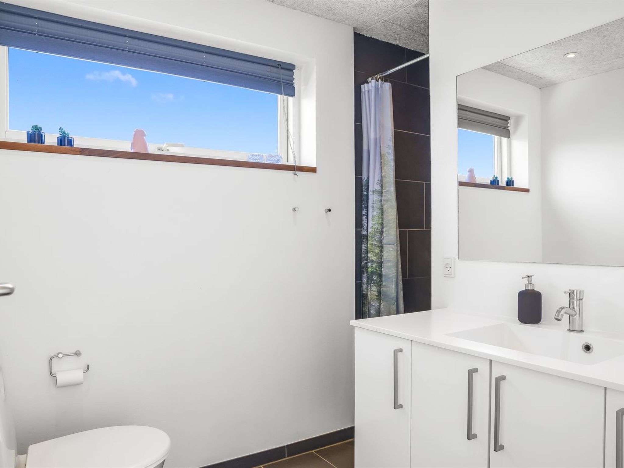 "Ilfar" - 700m from the sea - Binnen