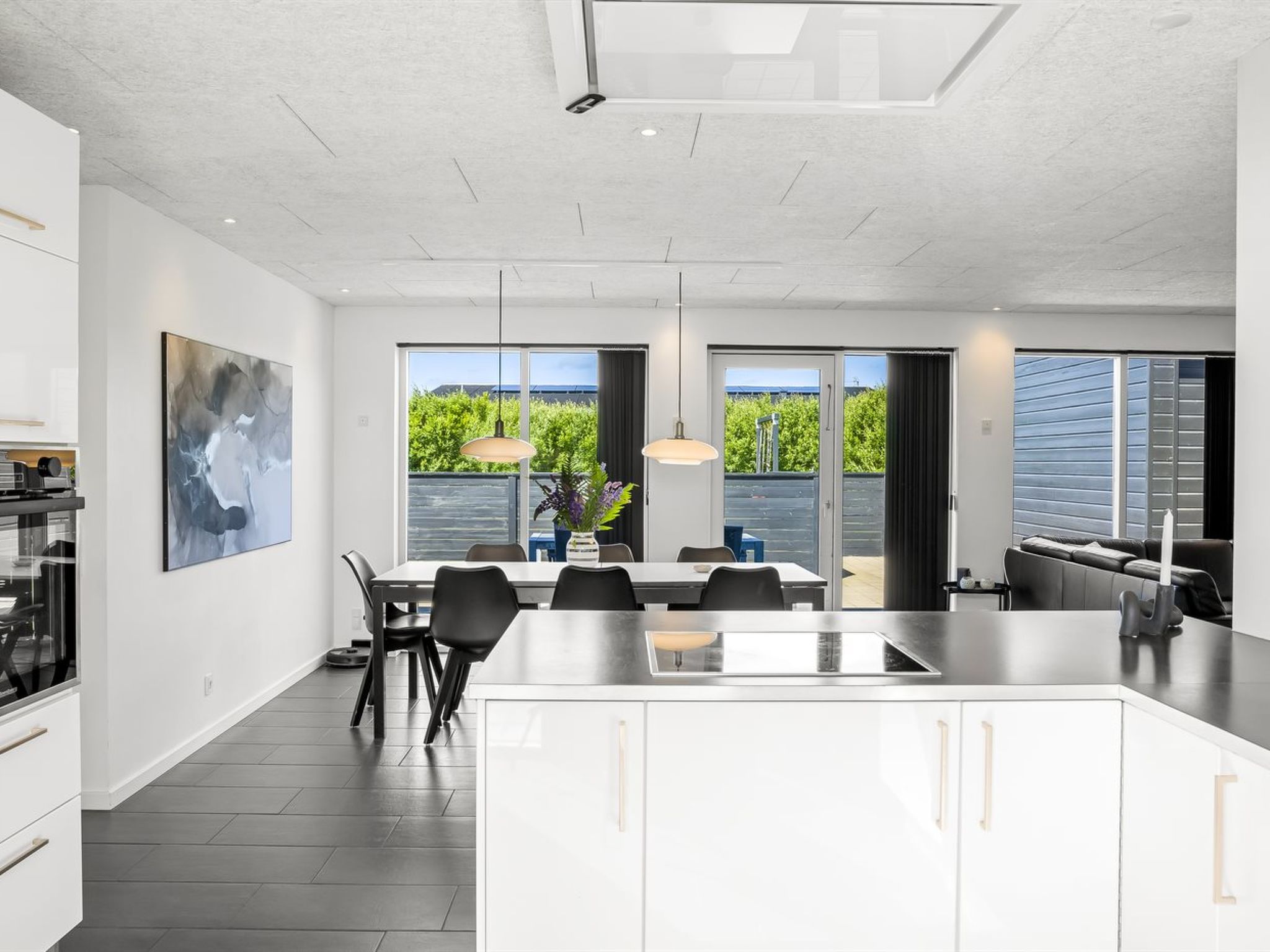 "Ilfar" - 700m from the sea - Binnen